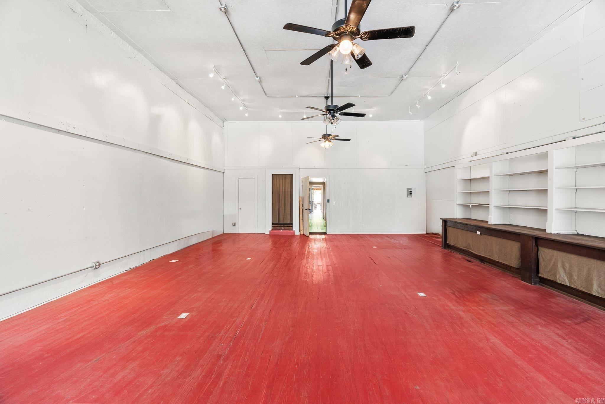 414 Main Street  Leslie, AR