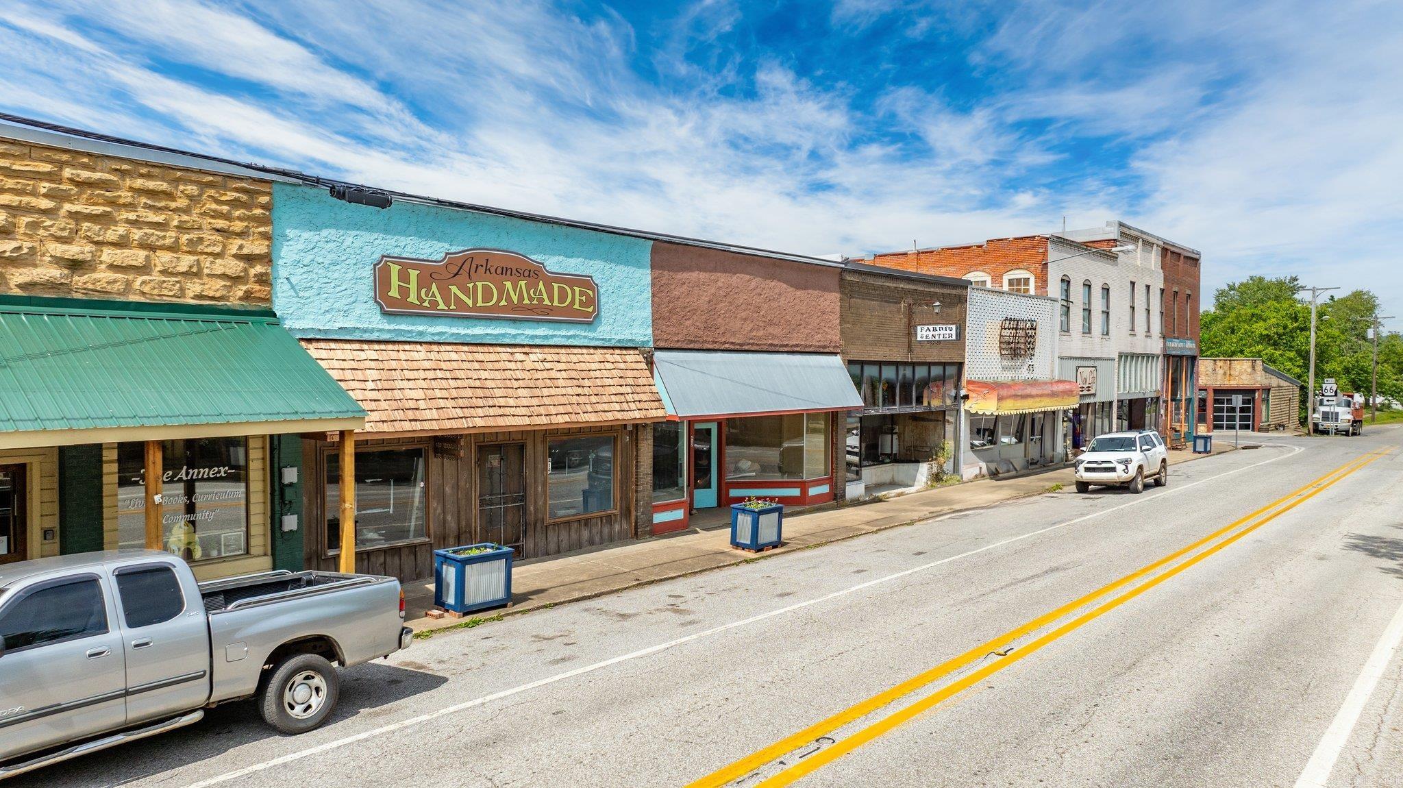 414 Main Street  Leslie, AR