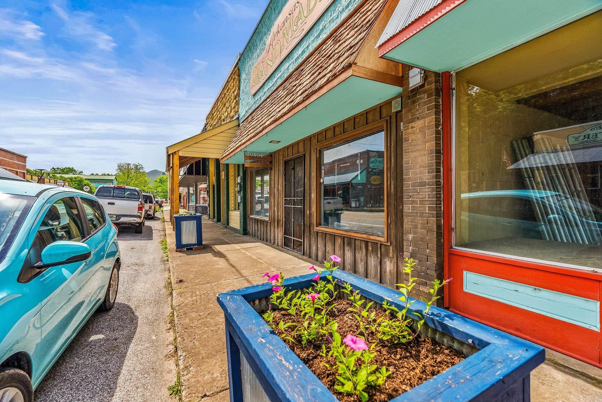 414 Main Street  Leslie, AR