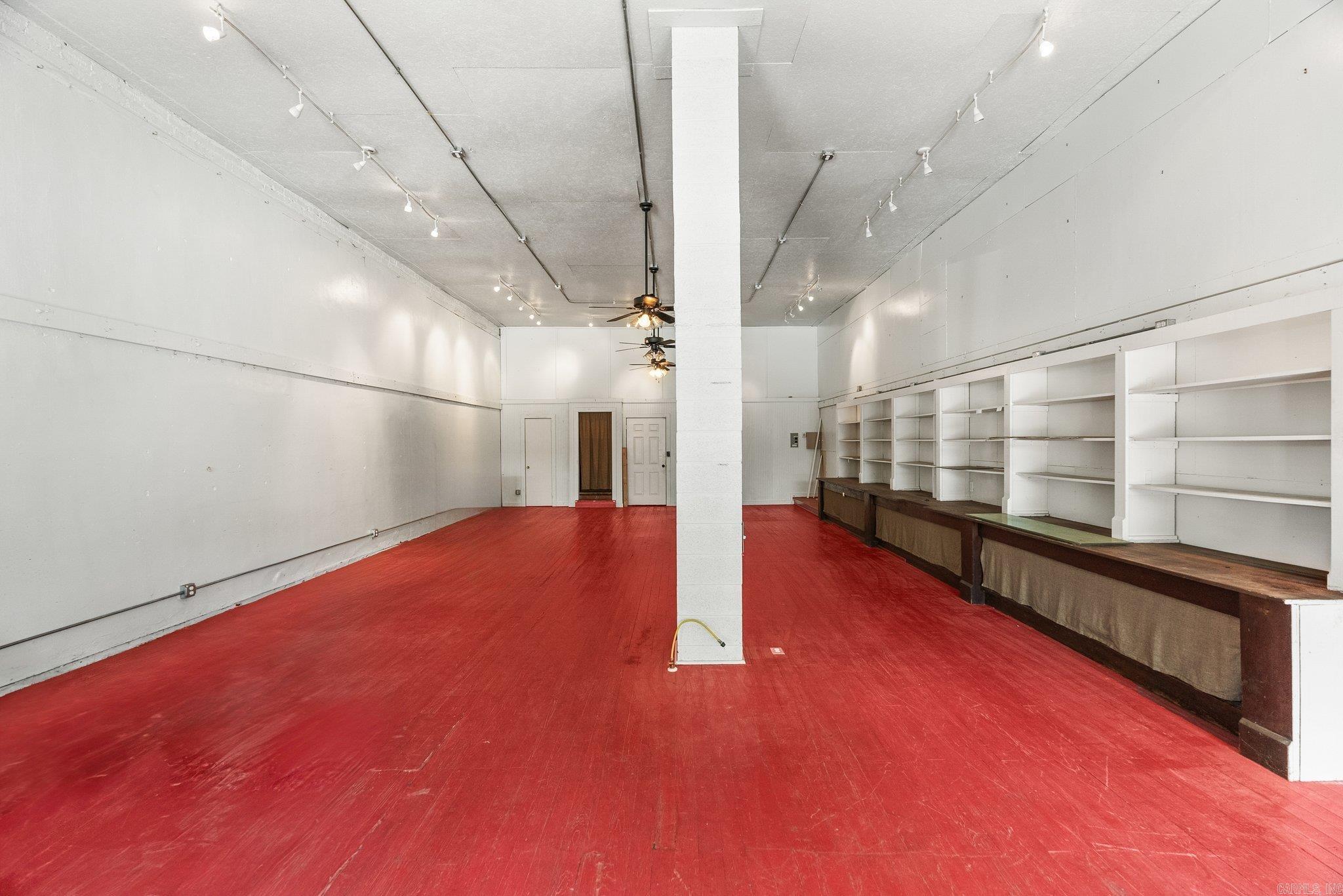 414 Main Street  Leslie, AR