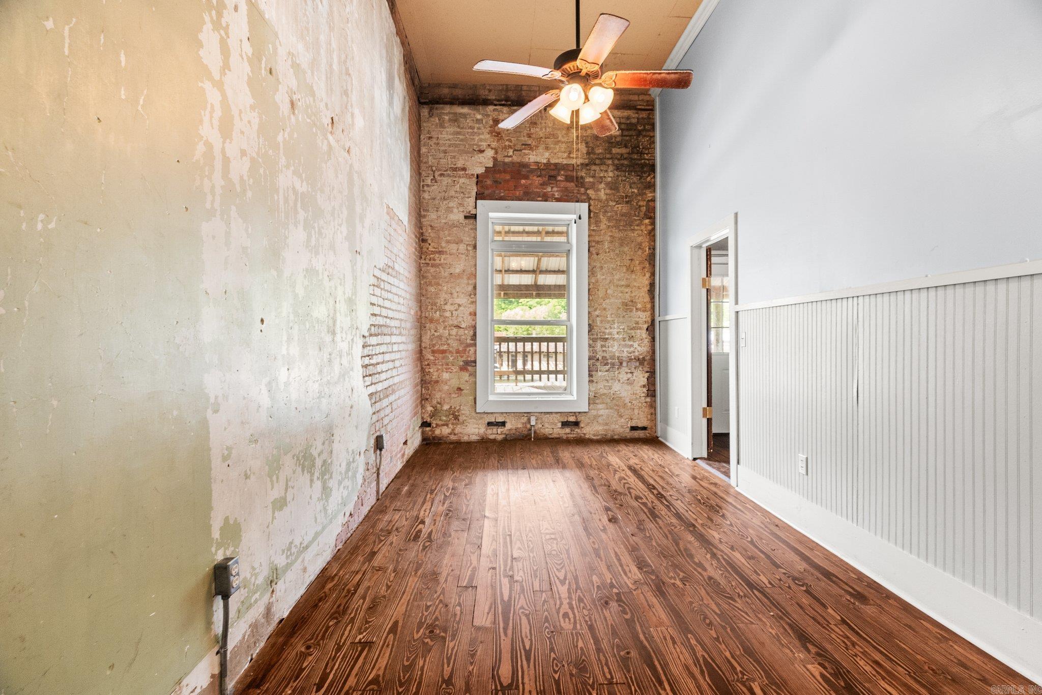 414 Main Street  Leslie, AR