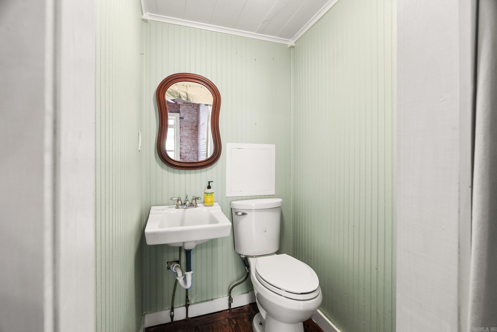 414 Main Street  Leslie, AR