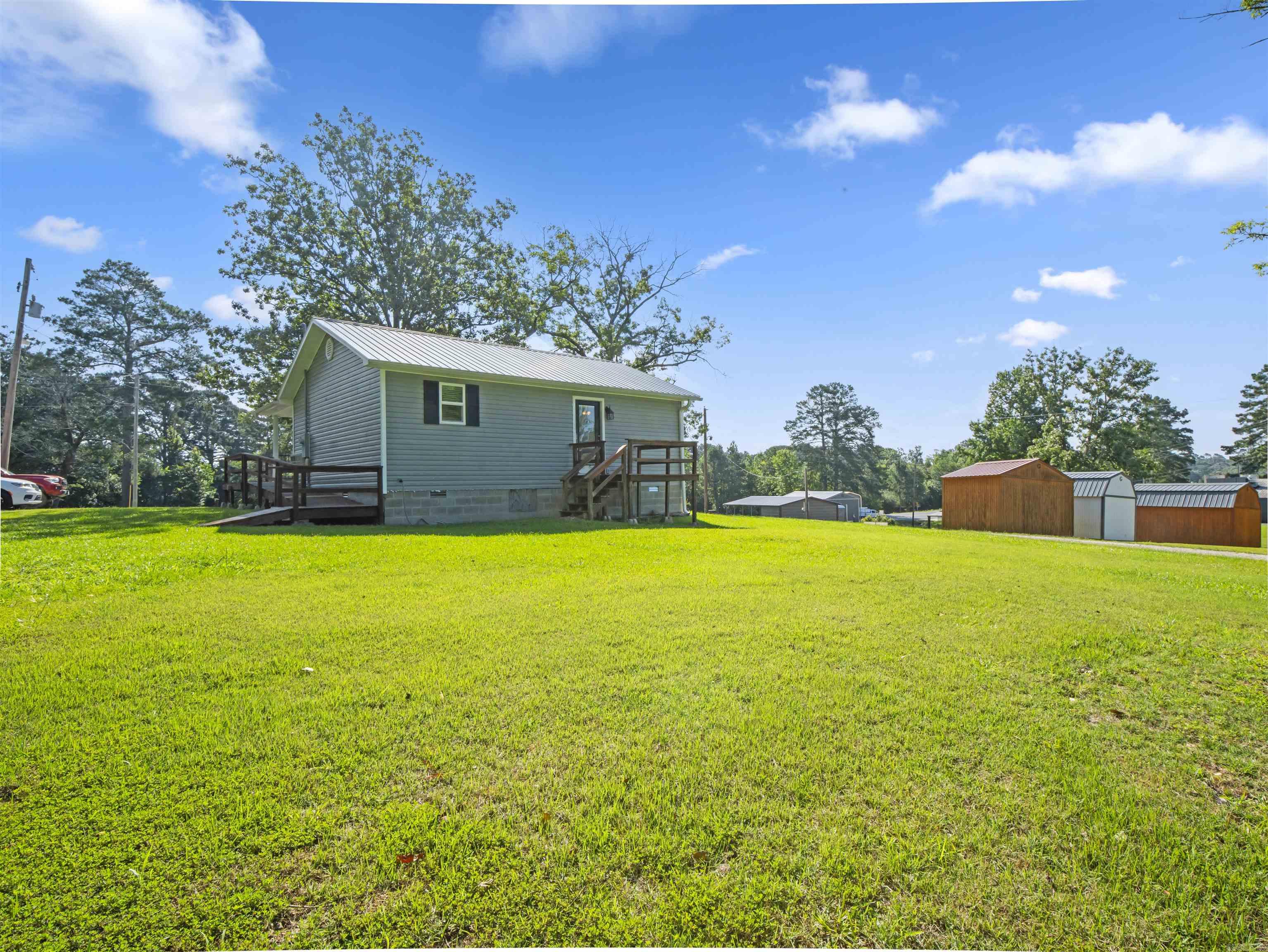 6973 Highway 7  Bismarck, AR