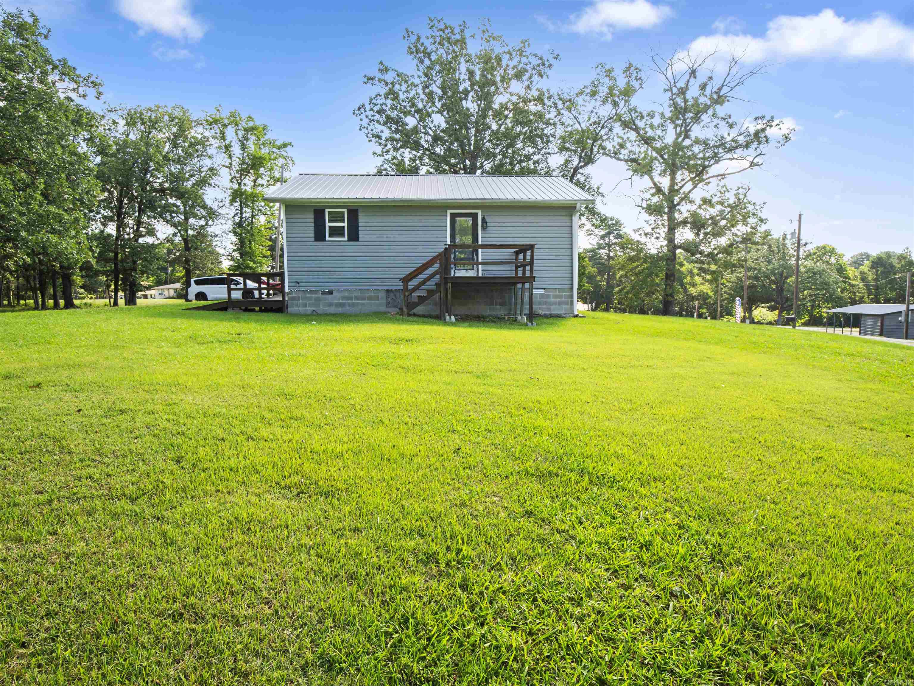 6973 Highway 7  Bismarck, AR