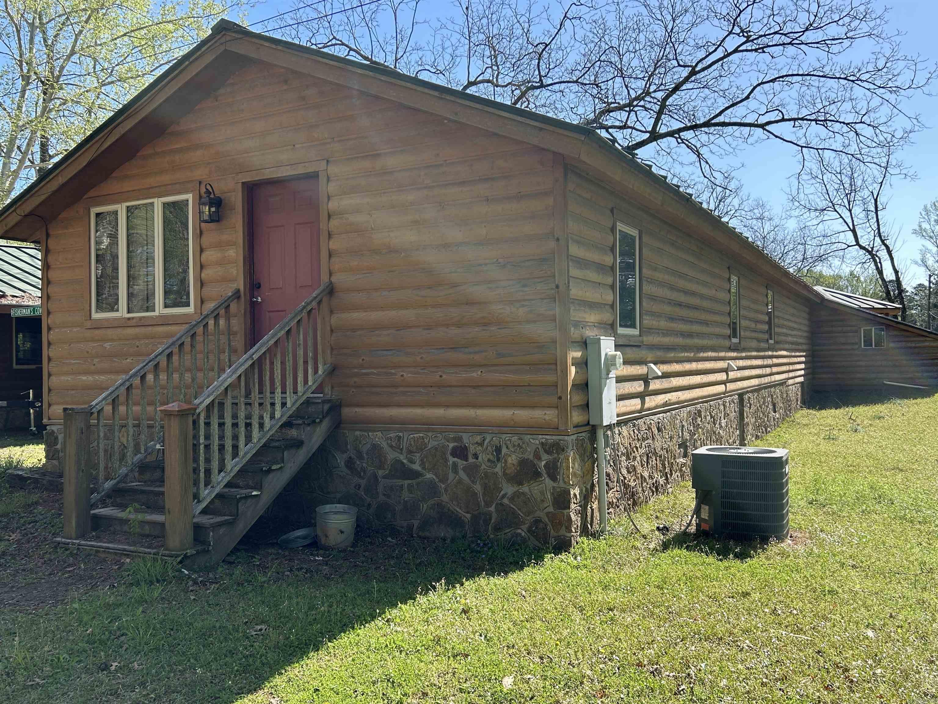 5 Lobo  Heber Springs, AR