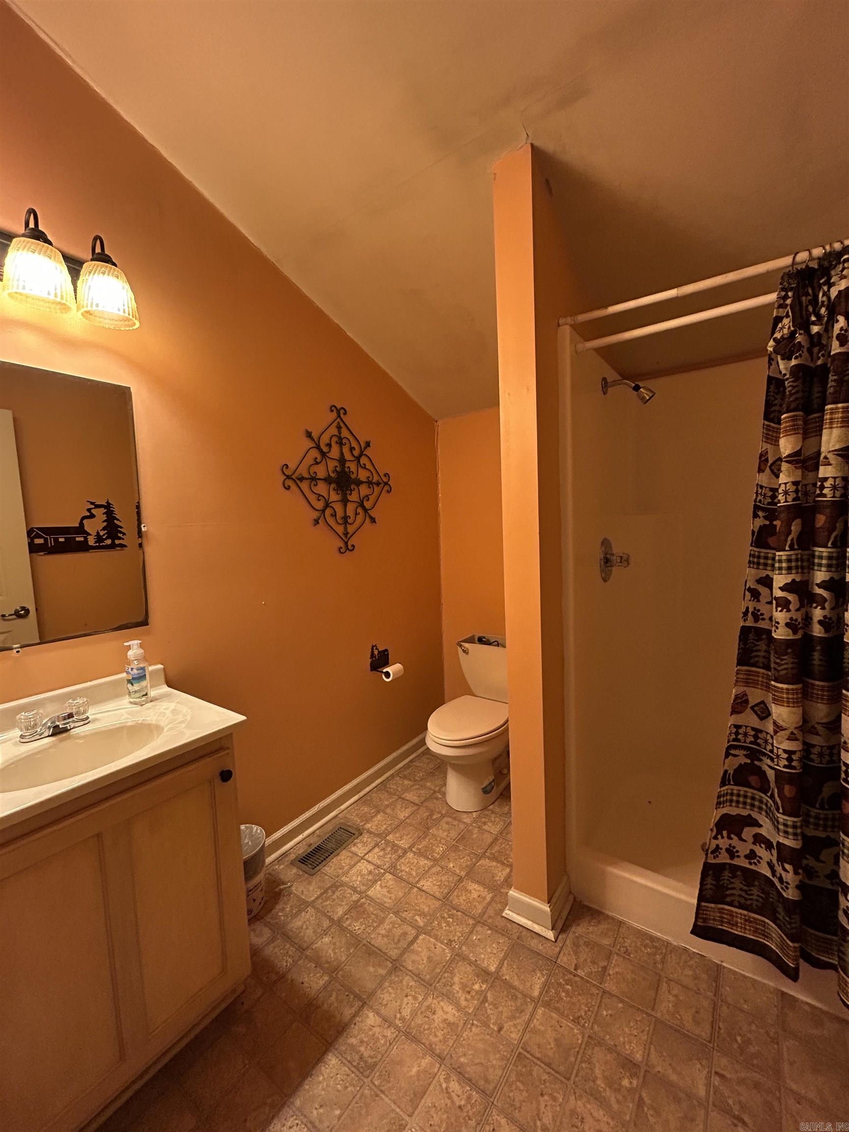 5 Lobo  Heber Springs, AR