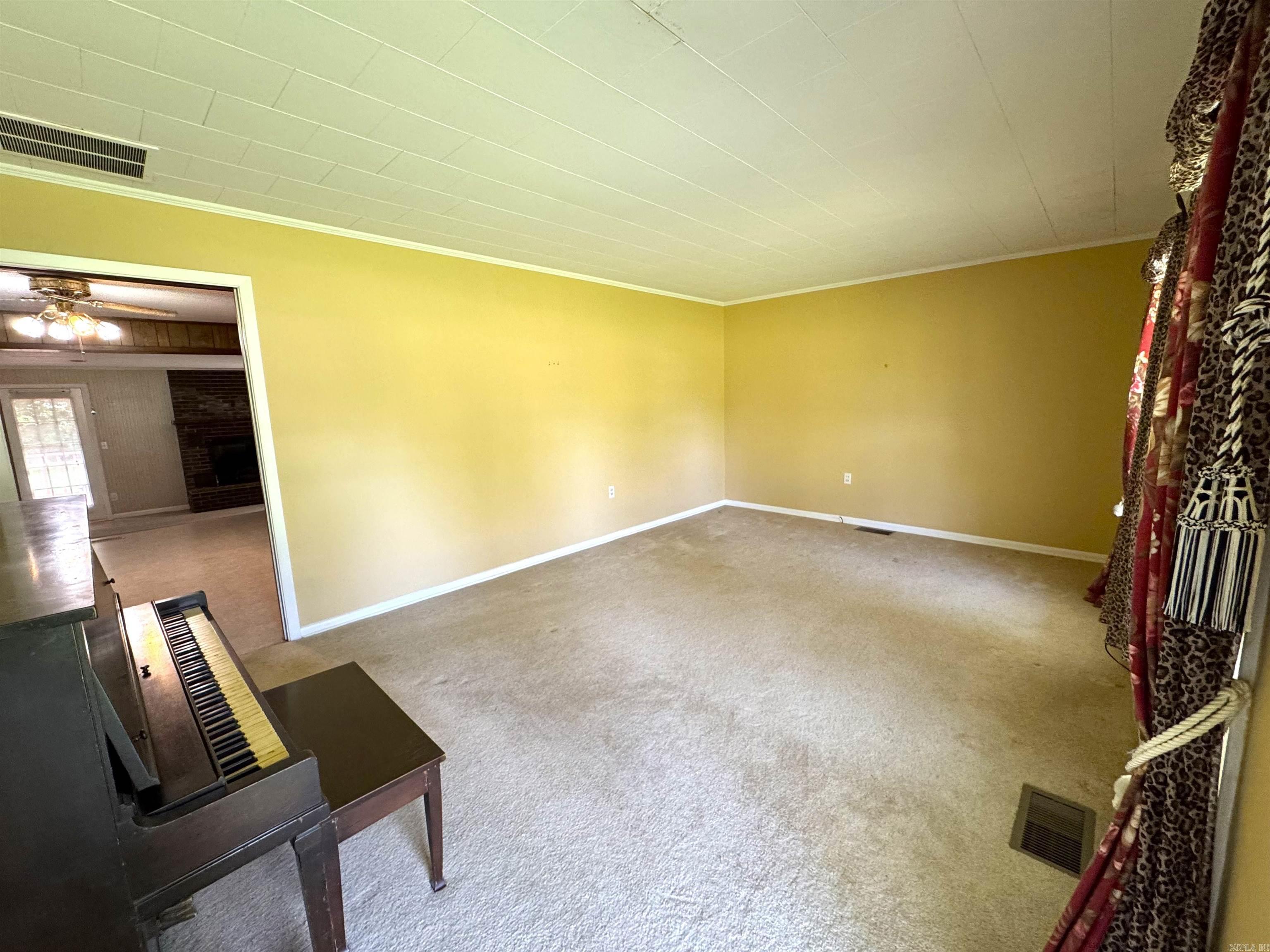 937 Homecrest Drive Piggott, AR 72454