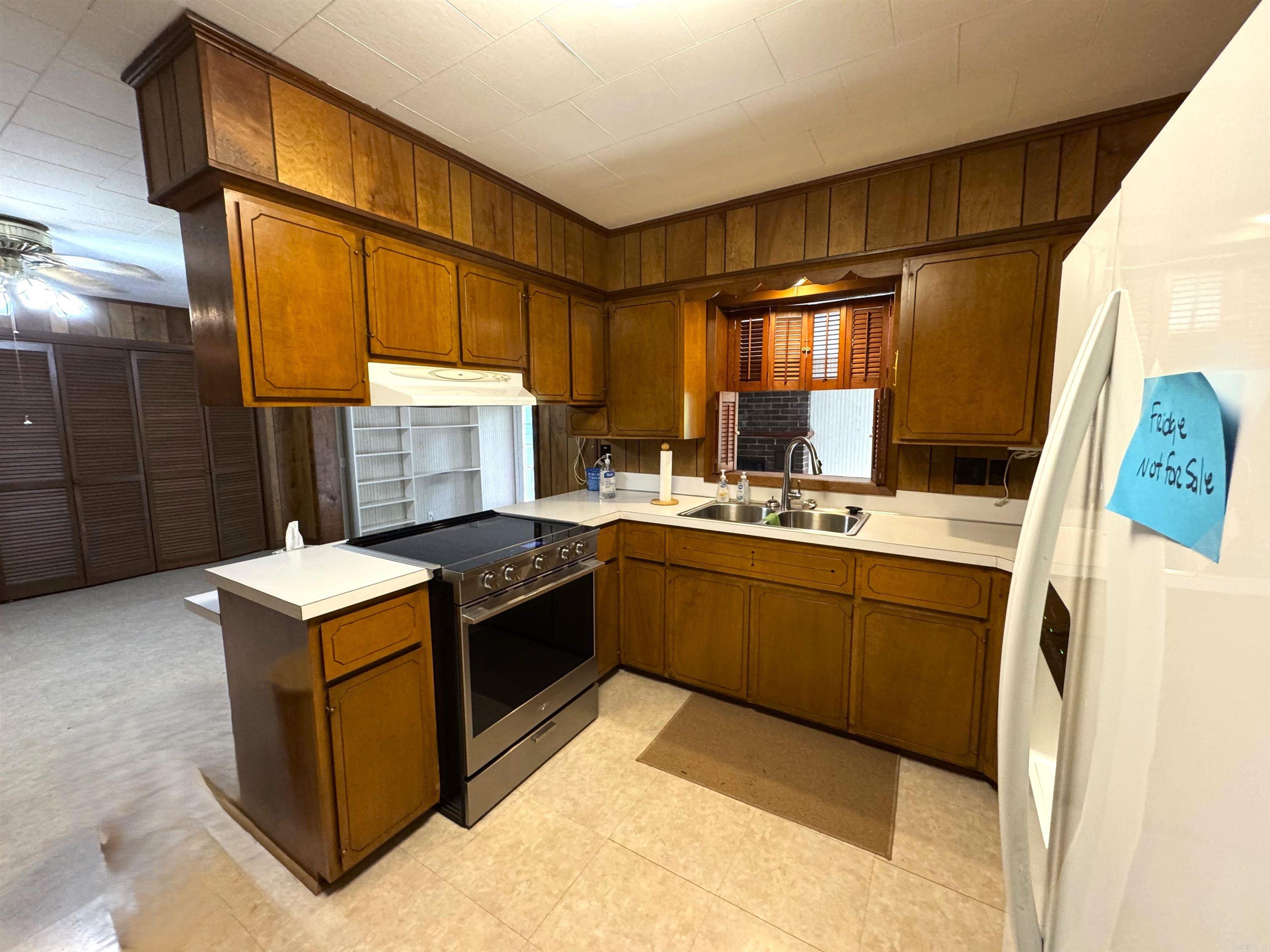 937 Homecrest Drive Piggott, AR 72454