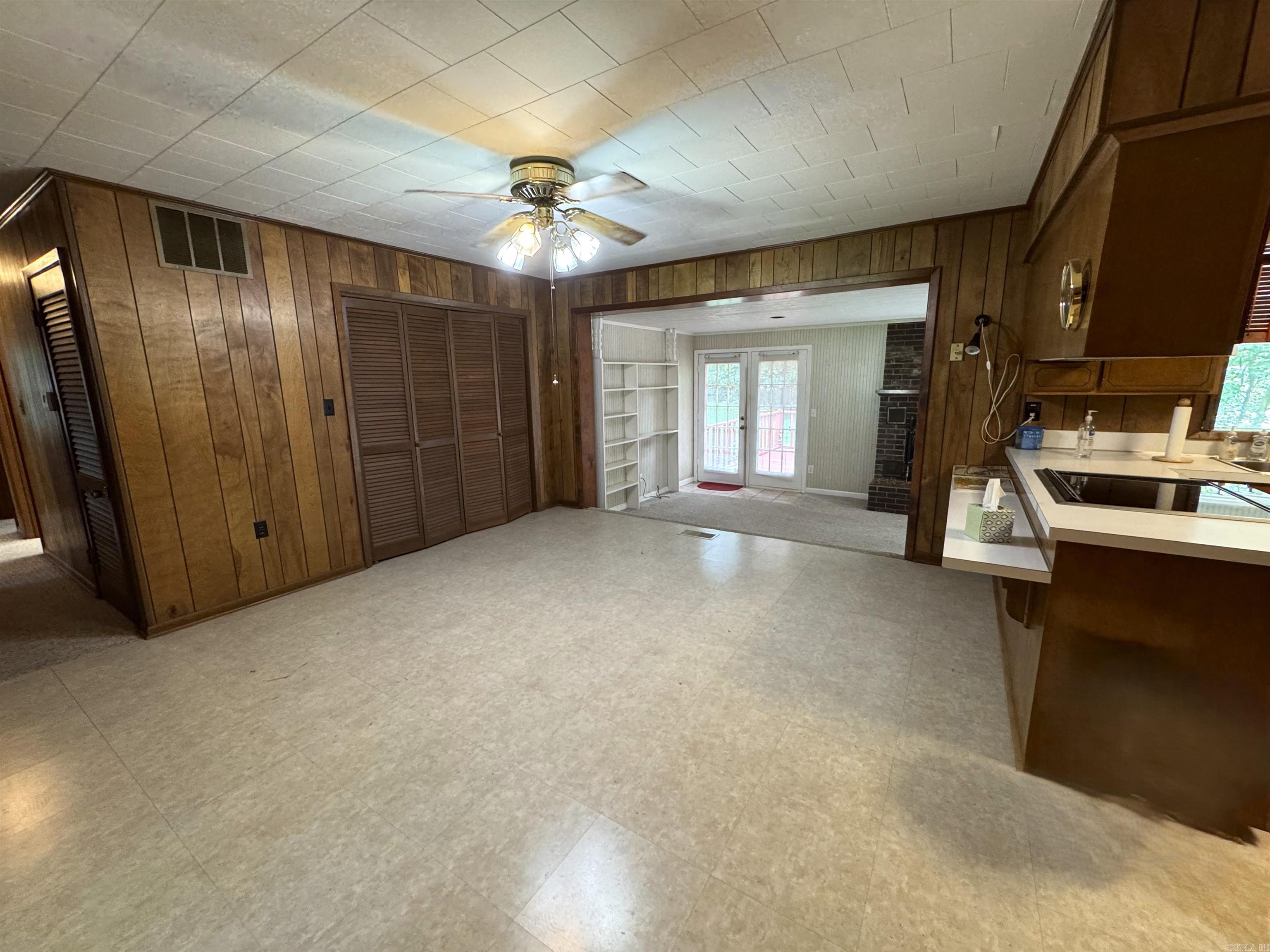 937 Homecrest Drive Piggott, AR 72454