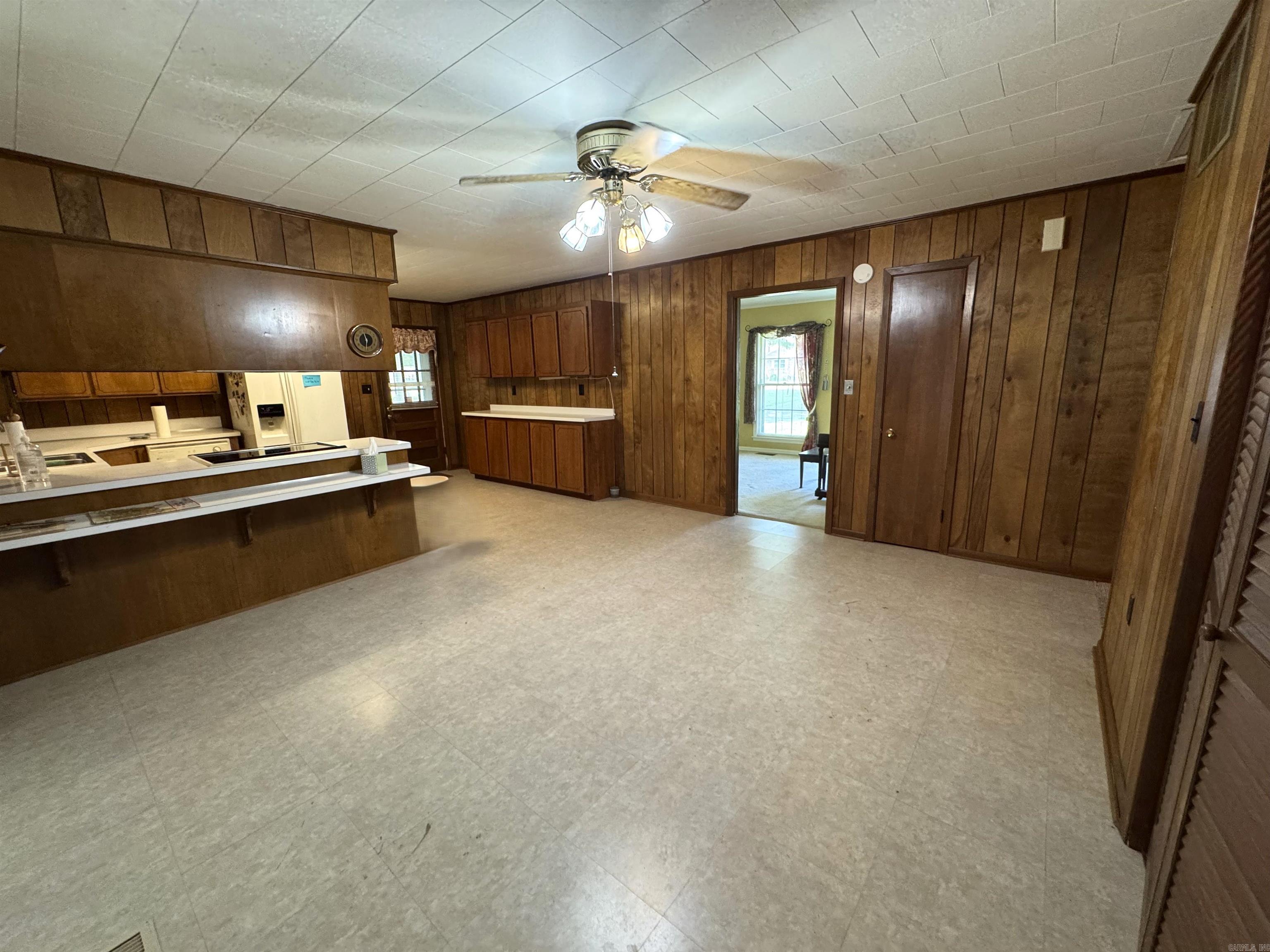937 Homecrest Drive Piggott, AR 72454