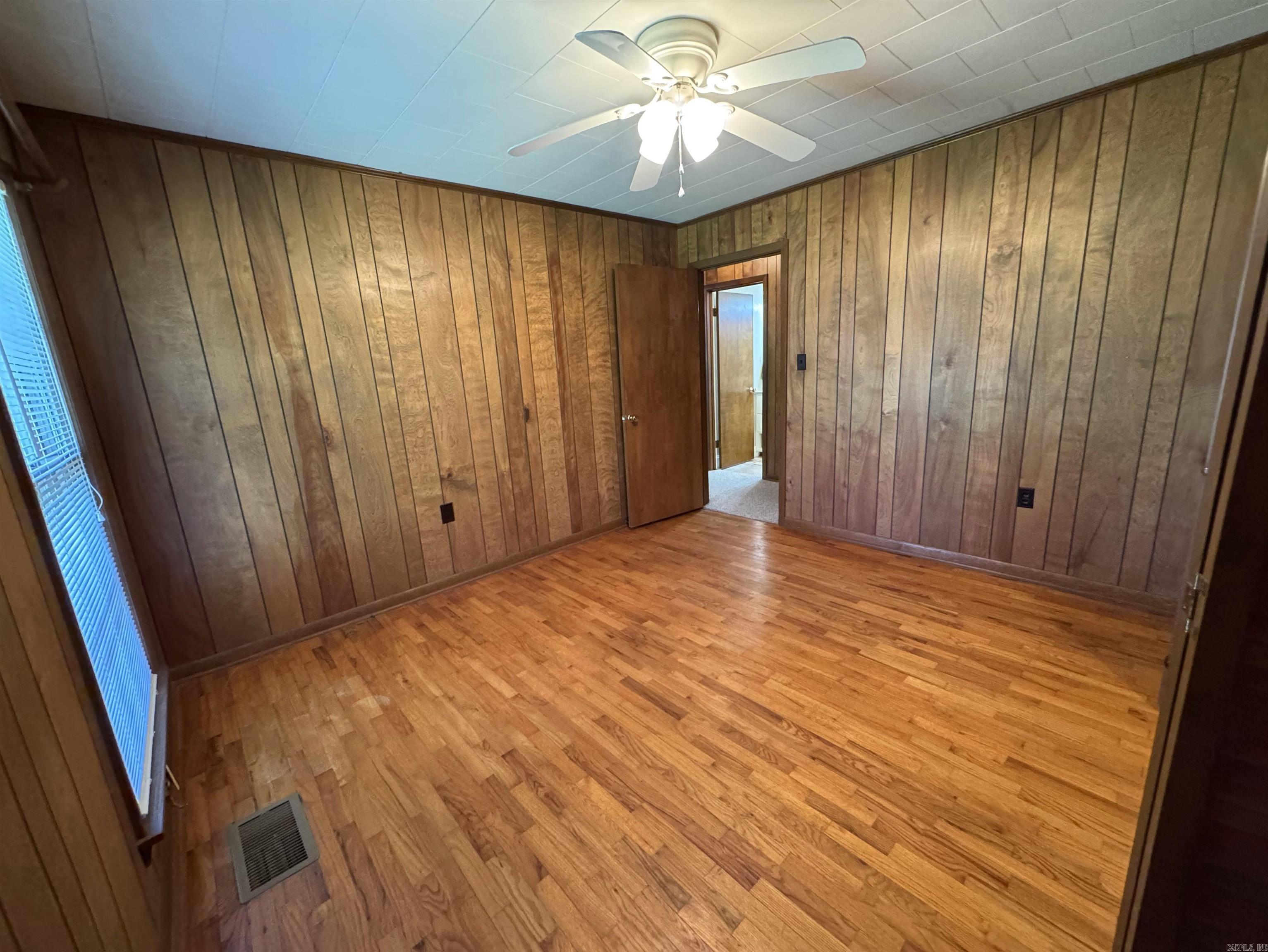 937 Homecrest Drive Piggott, AR 72454