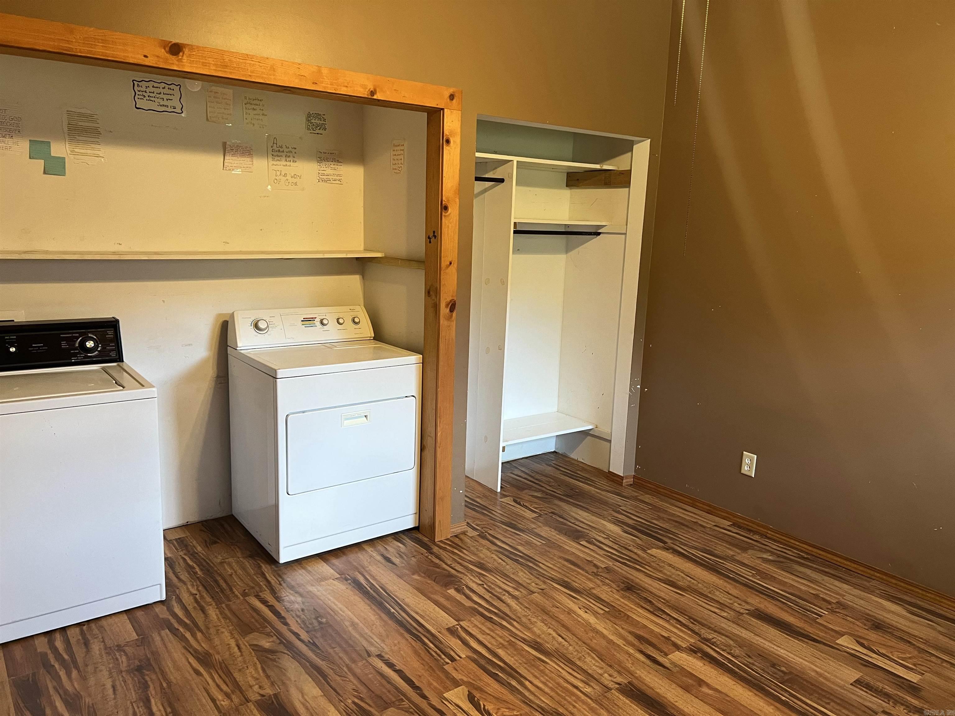 263 NC 3951 Marble Falls, AR 72648