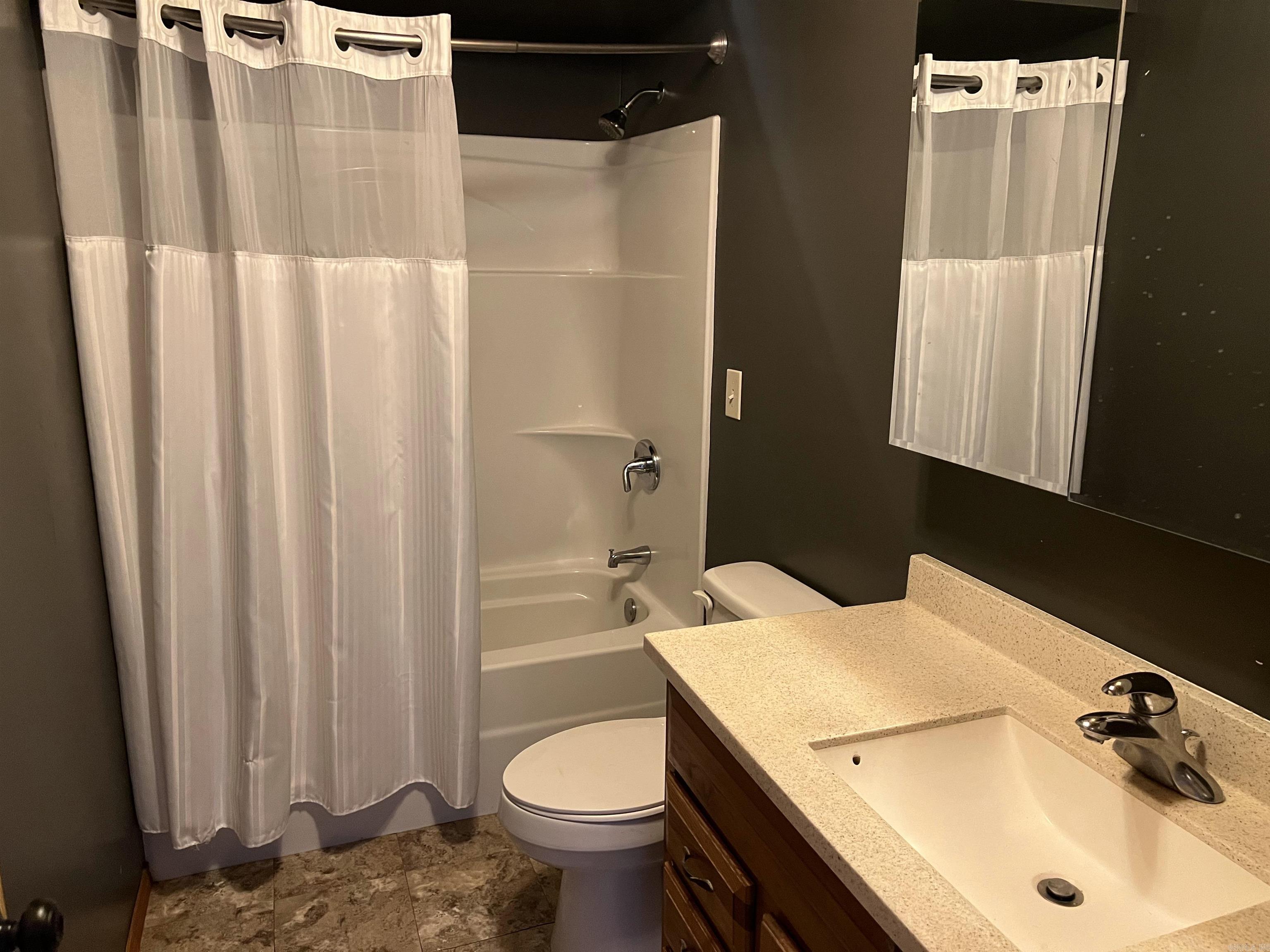 263 NC 3951 Marble Falls, AR 72648