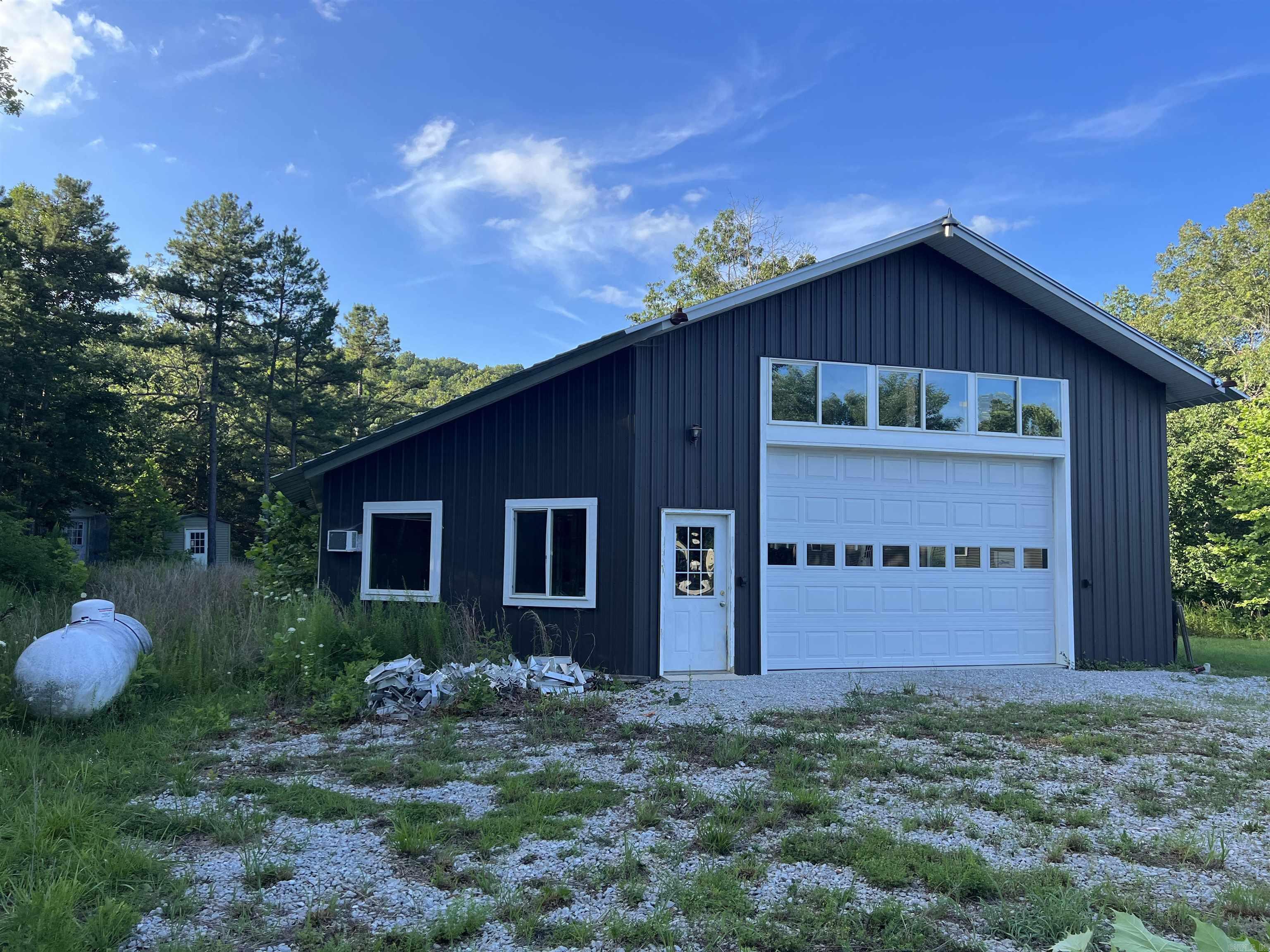 263 NC 3951 Marble Falls, AR 72648