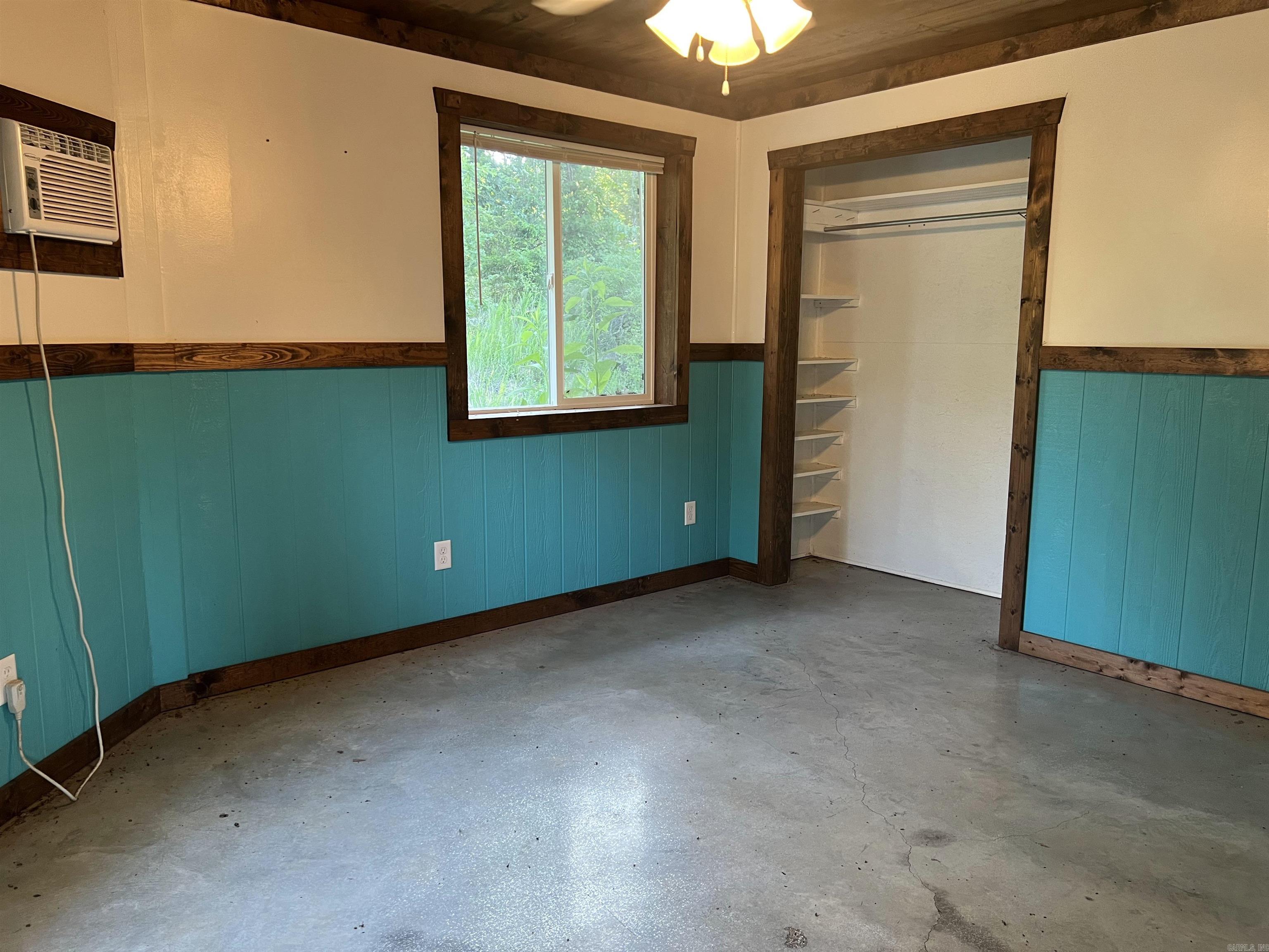 263 NC 3951 Marble Falls, AR 72648