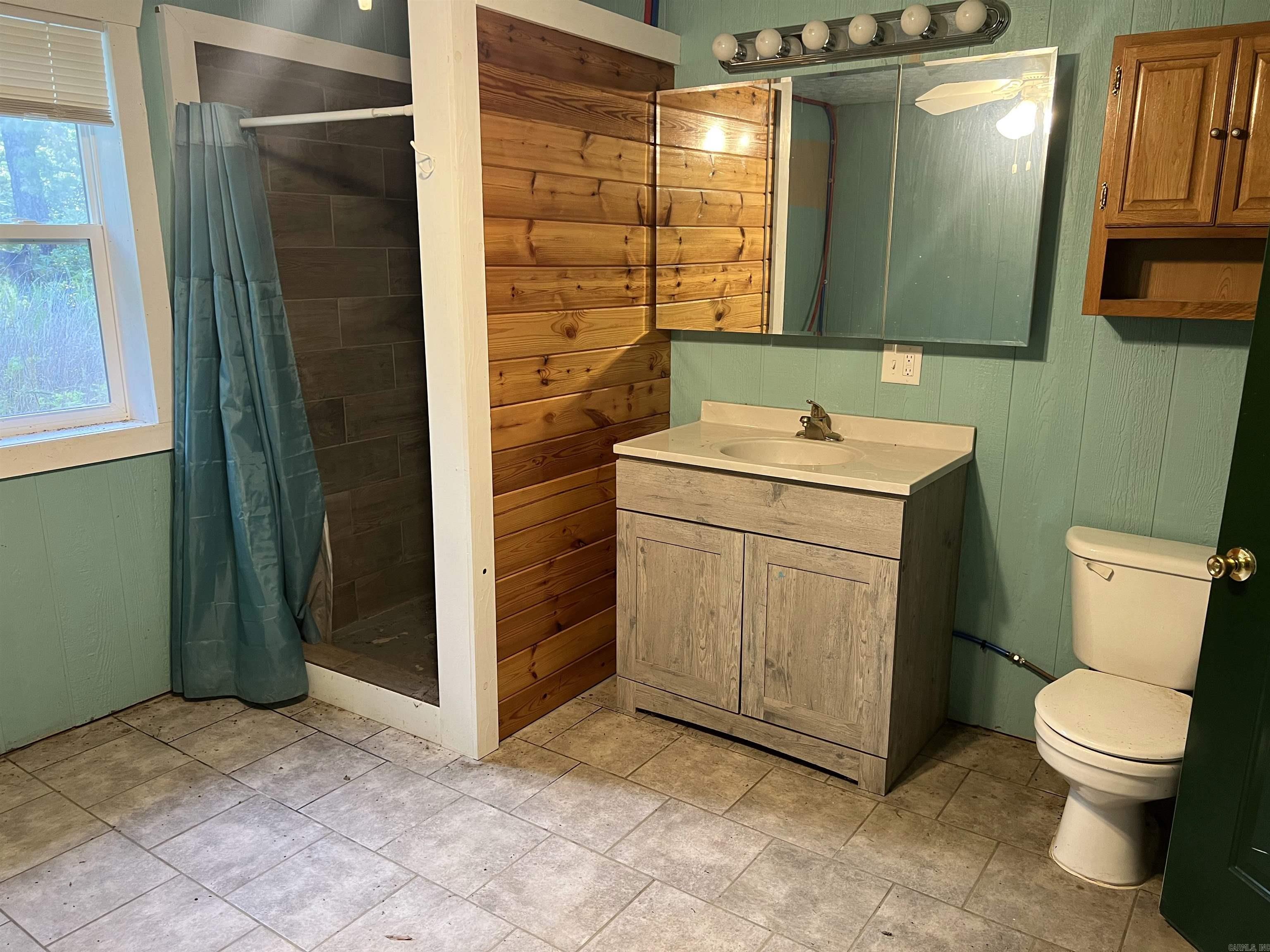 263 NC 3951 Marble Falls, AR 72648