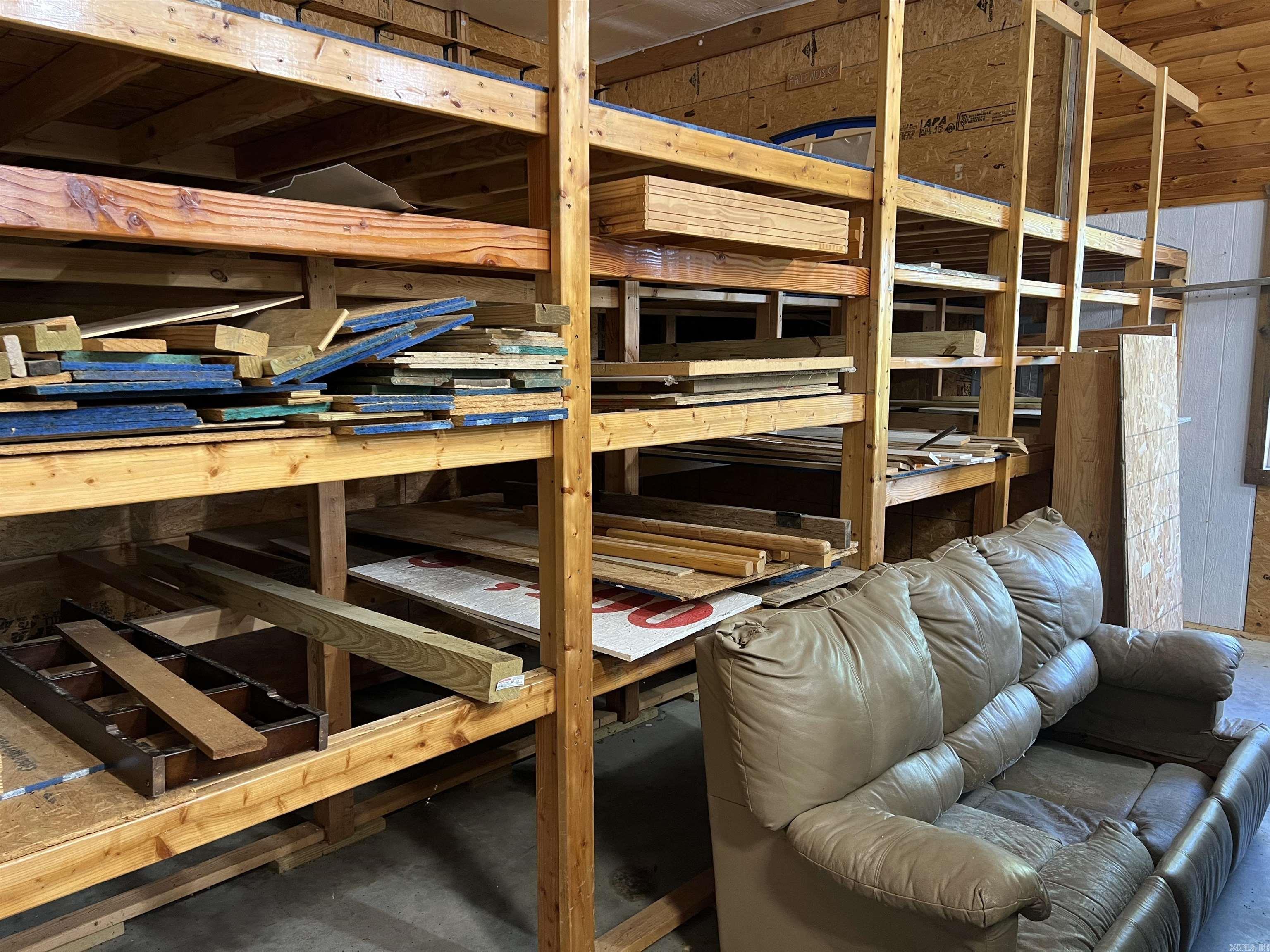 263 NC 3951 Marble Falls, AR 72648