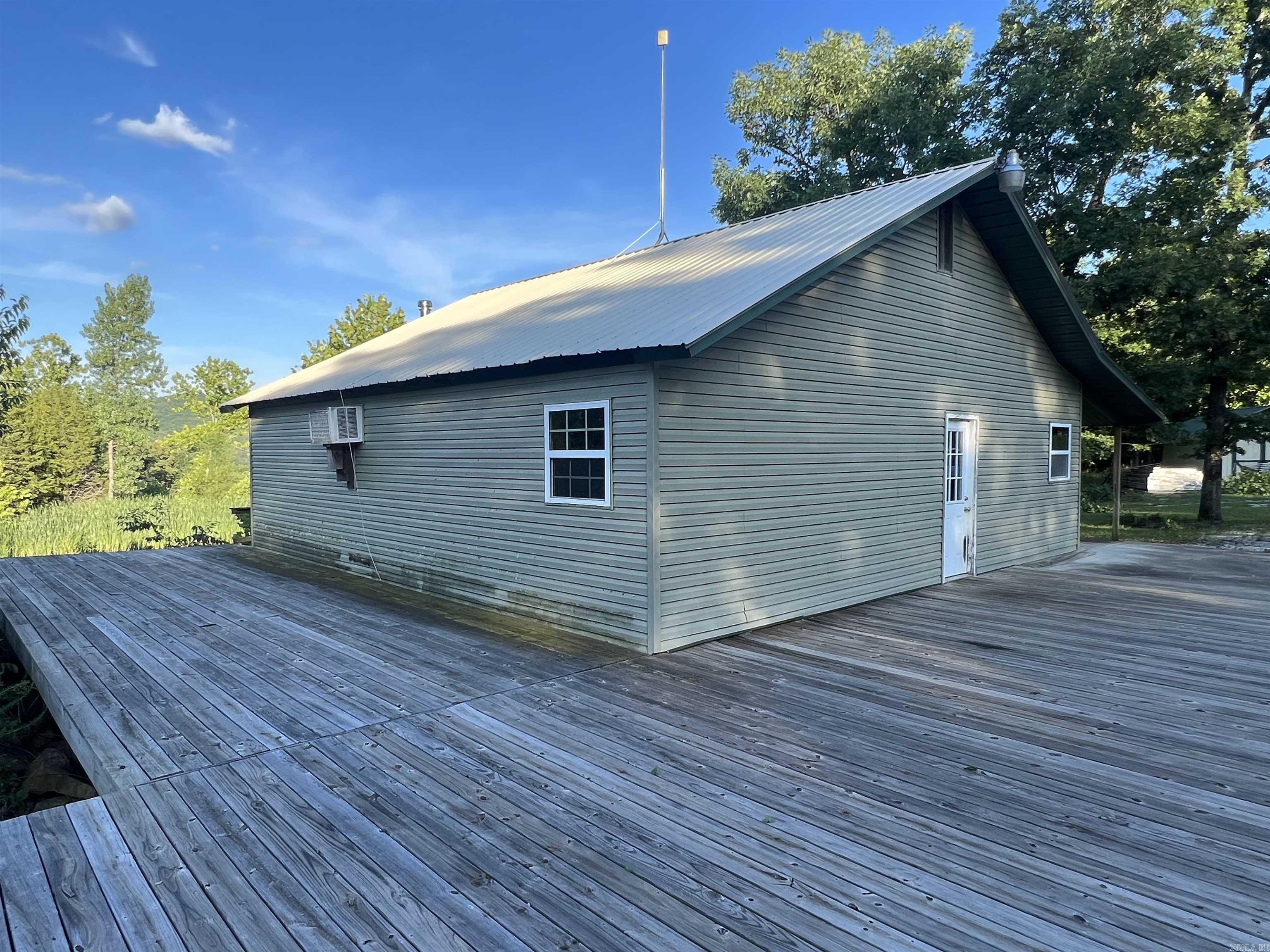 263 NC 3951 Marble Falls, AR 72648