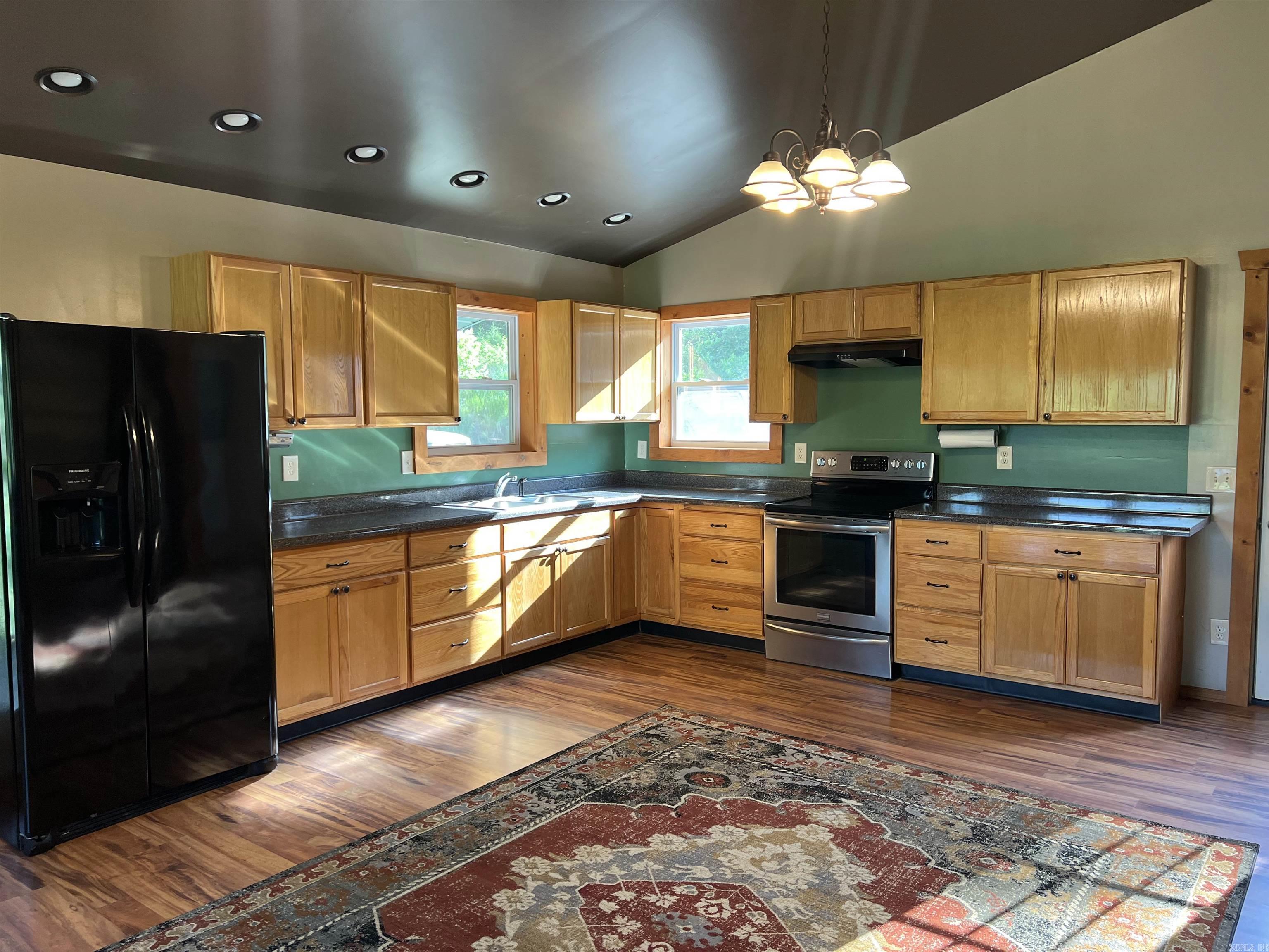 263 NC 3951 Marble Falls, AR 72648