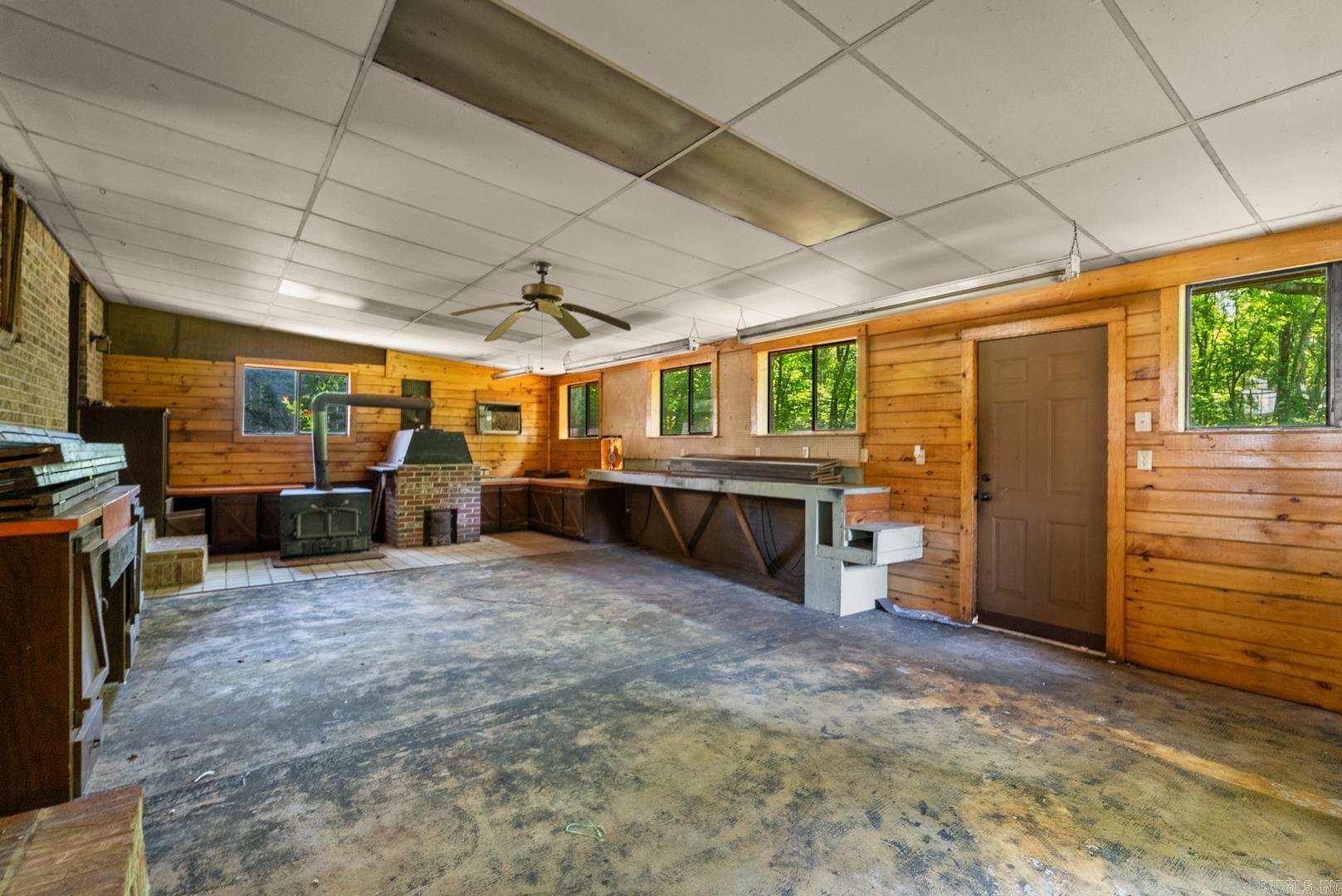 30 N Broadview  Greenbrier, AR