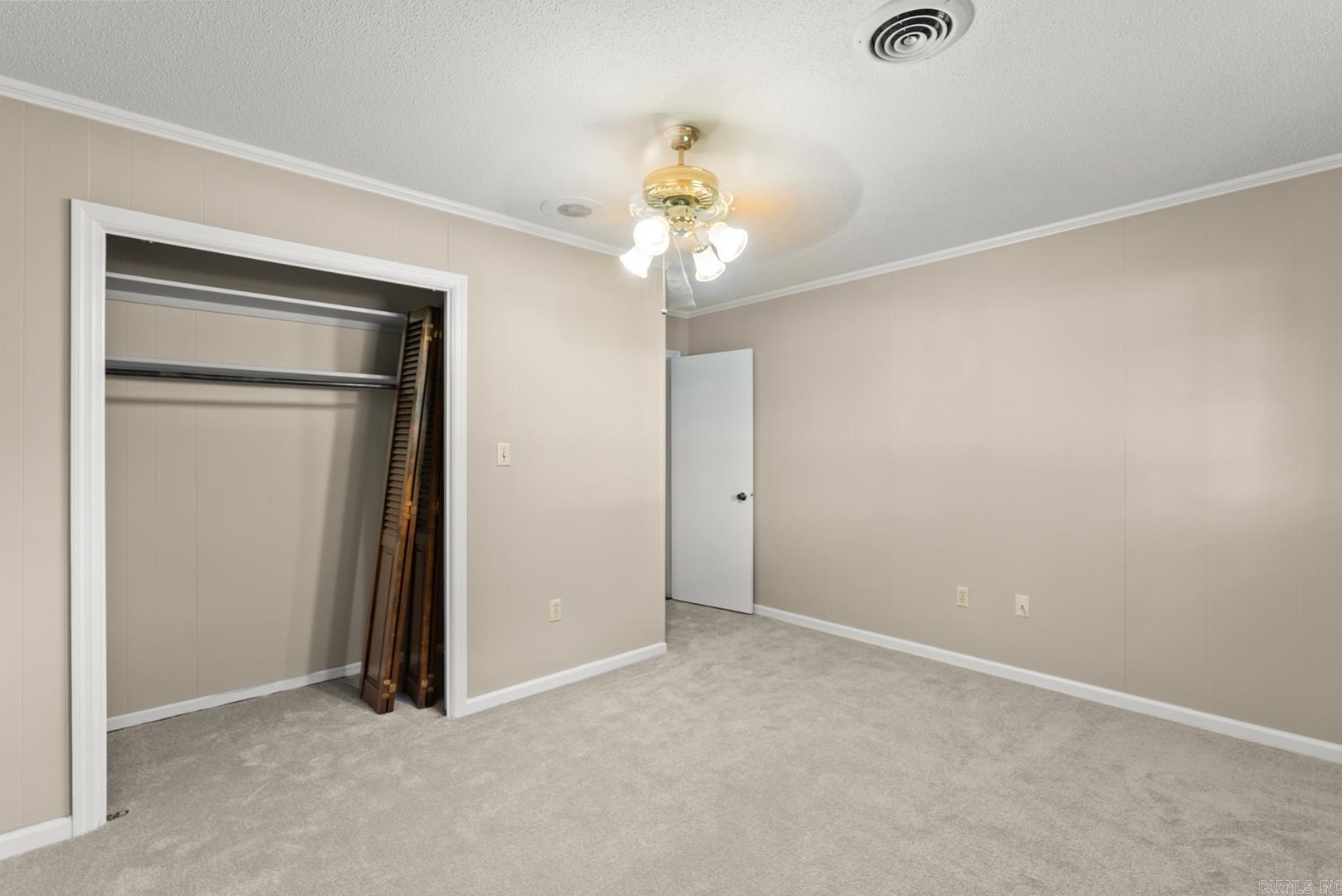 30 N Broadview  Greenbrier, AR