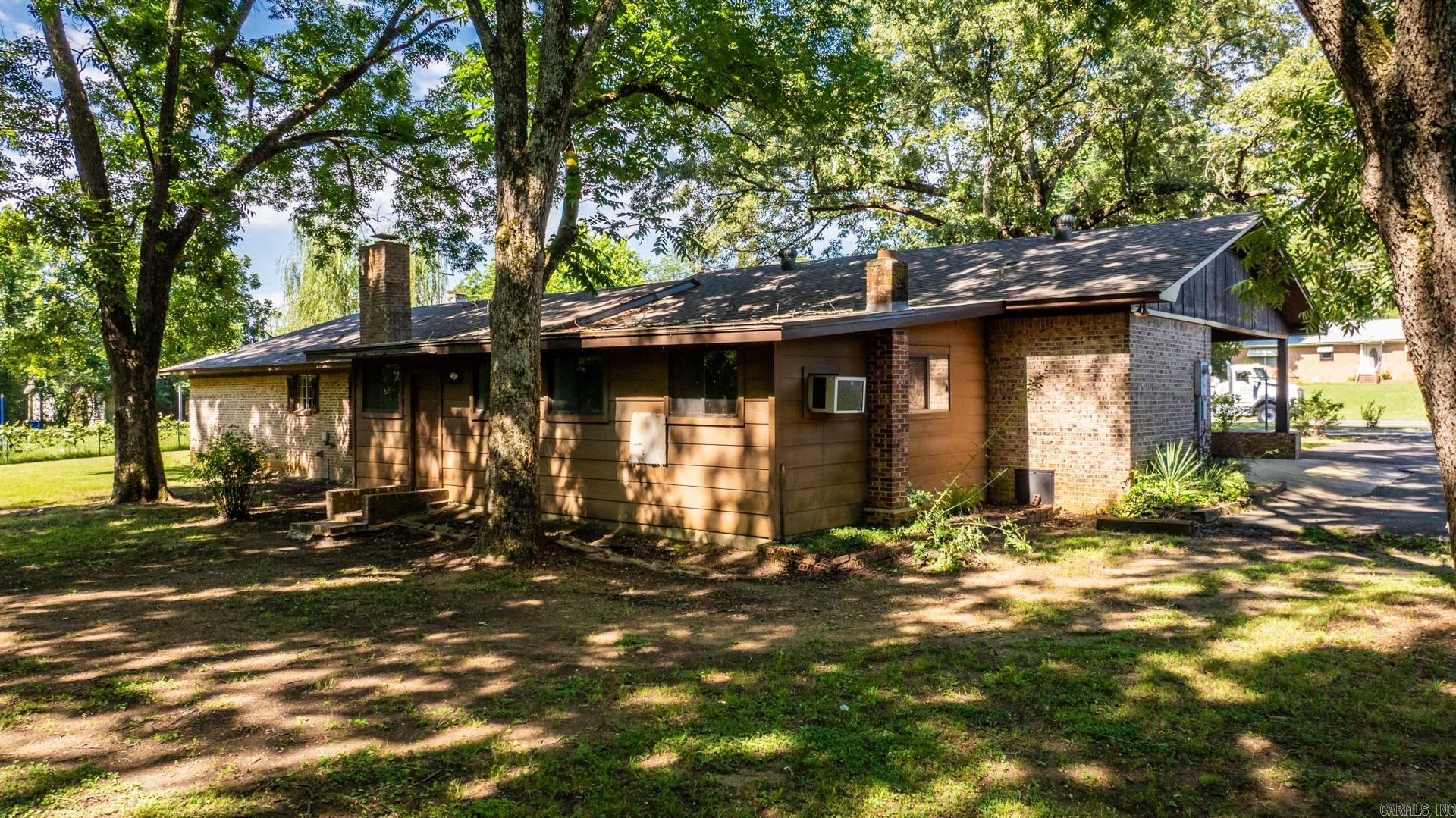 30 N Broadview  Greenbrier, AR