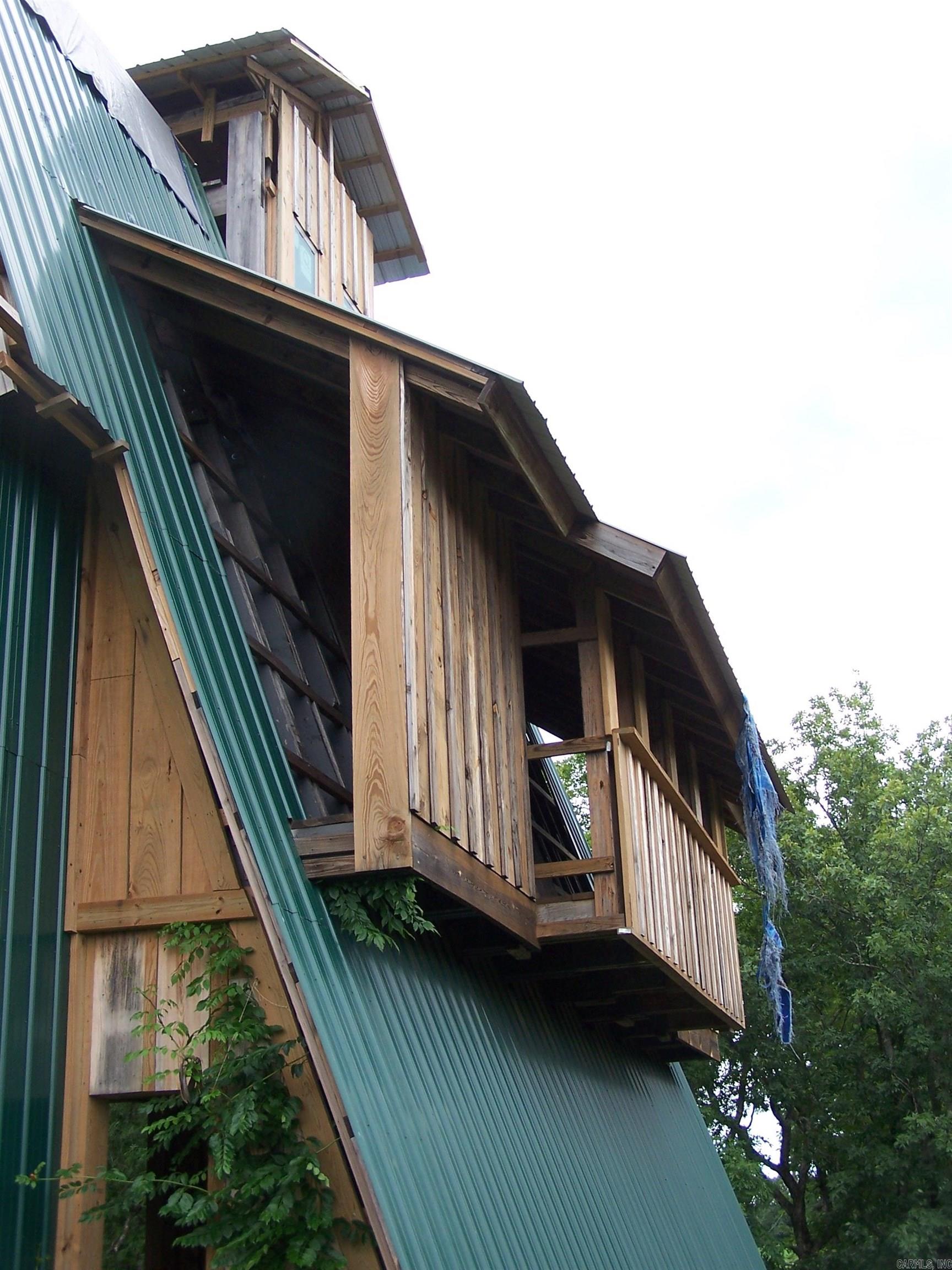 1307 Dodd Mtn. Rd. Shirley, AR 72153