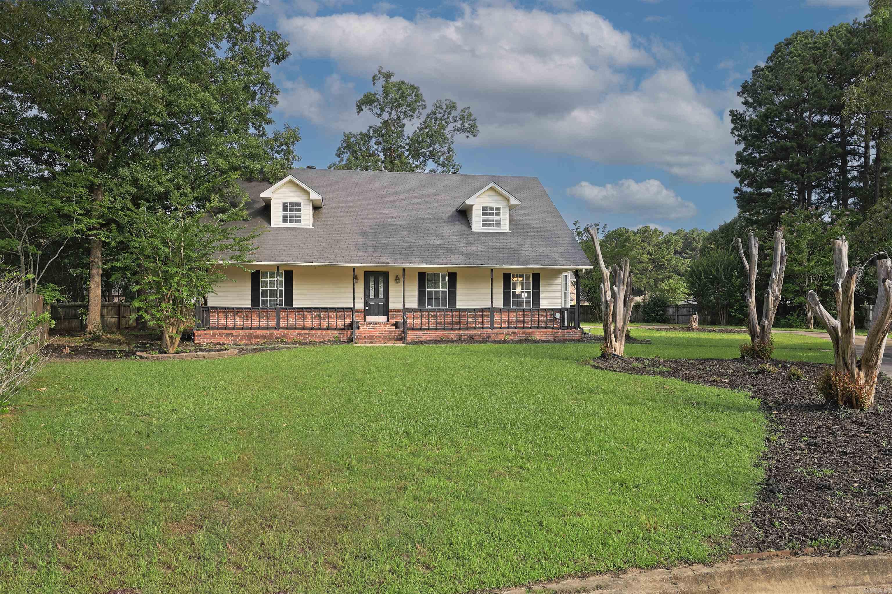 1900 ANDY CV  White Hall, AR