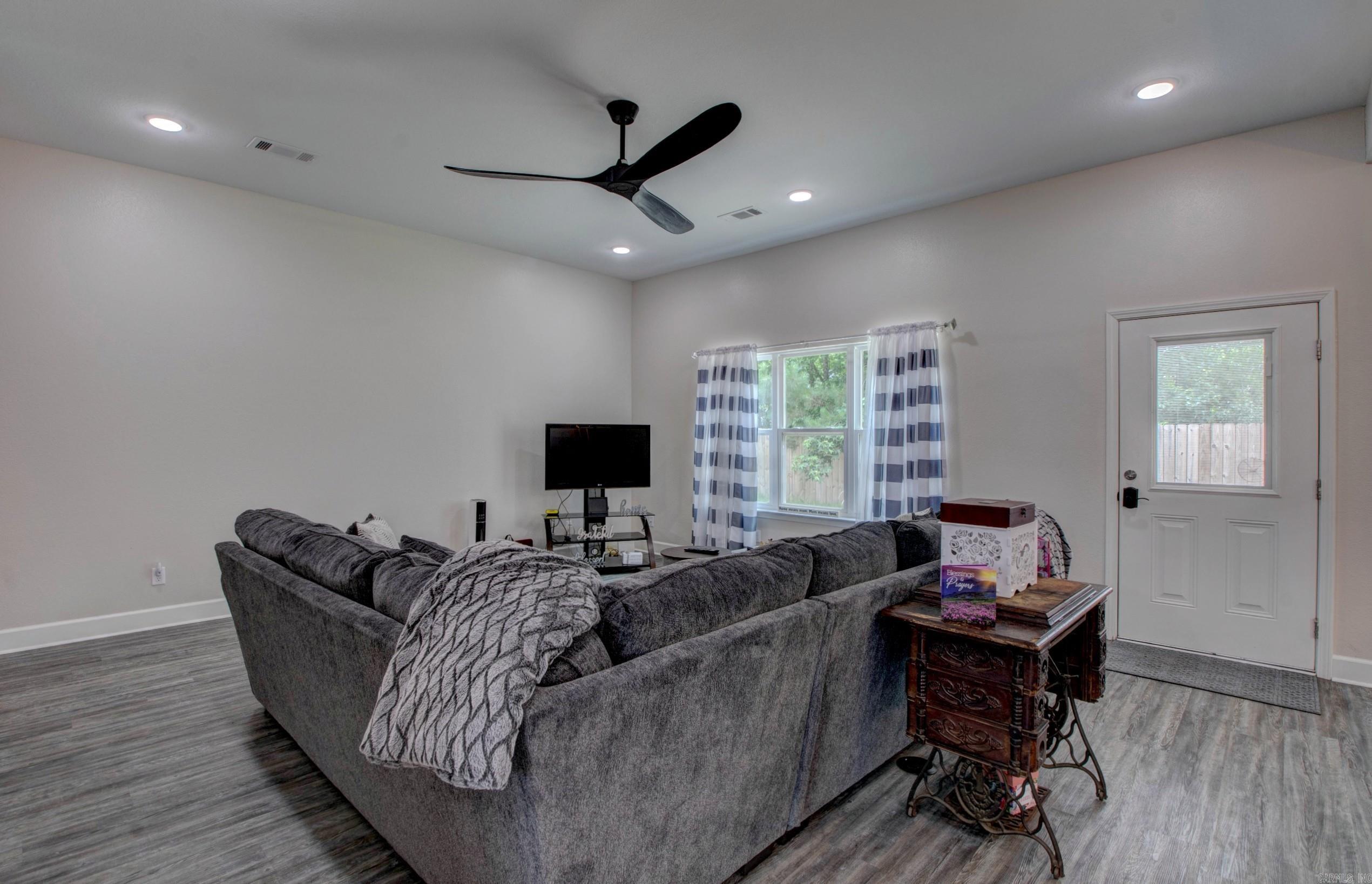 226 Shamsie Lane White Hall, AR 71602