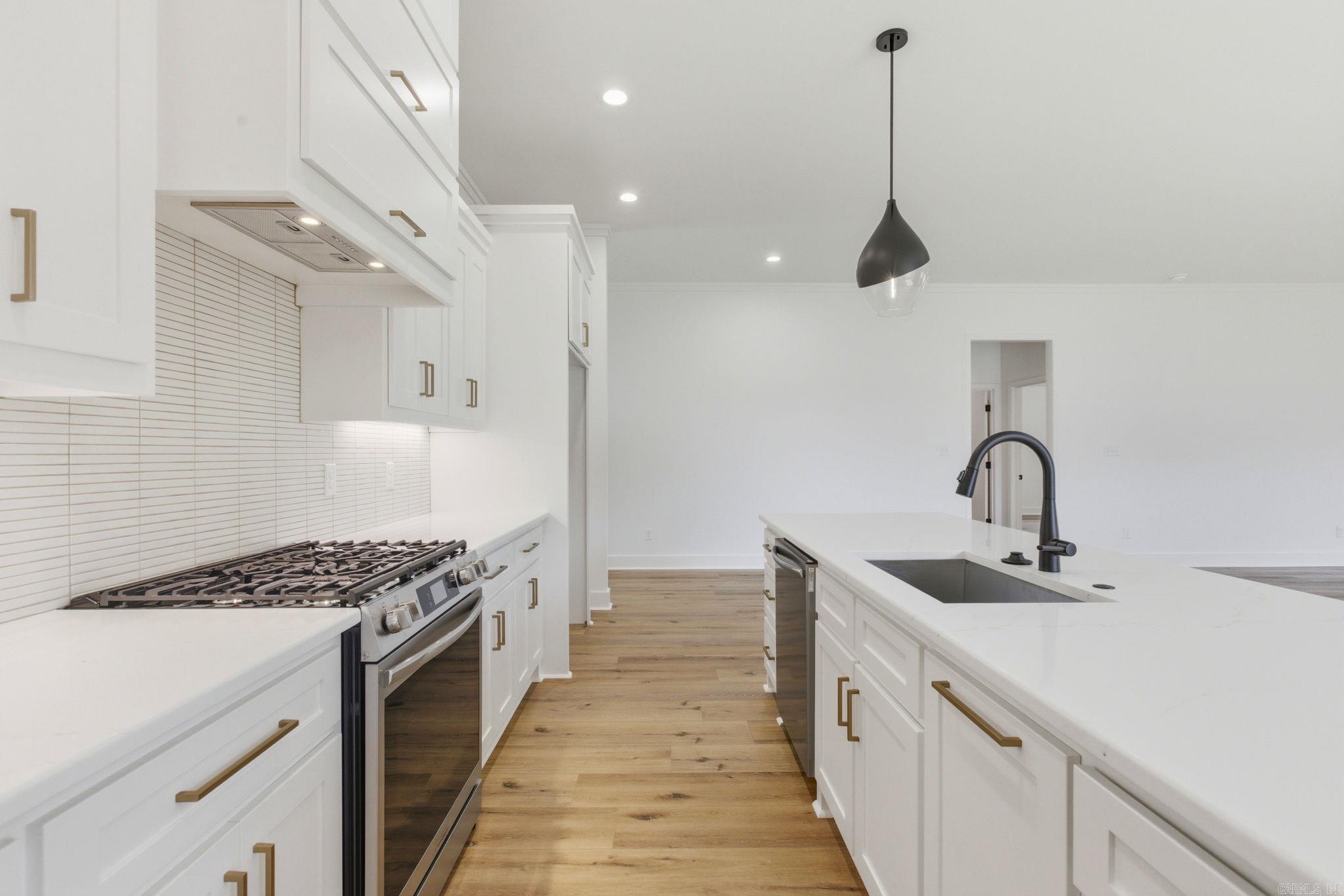 7000 Cold Creek  Alexander, AR