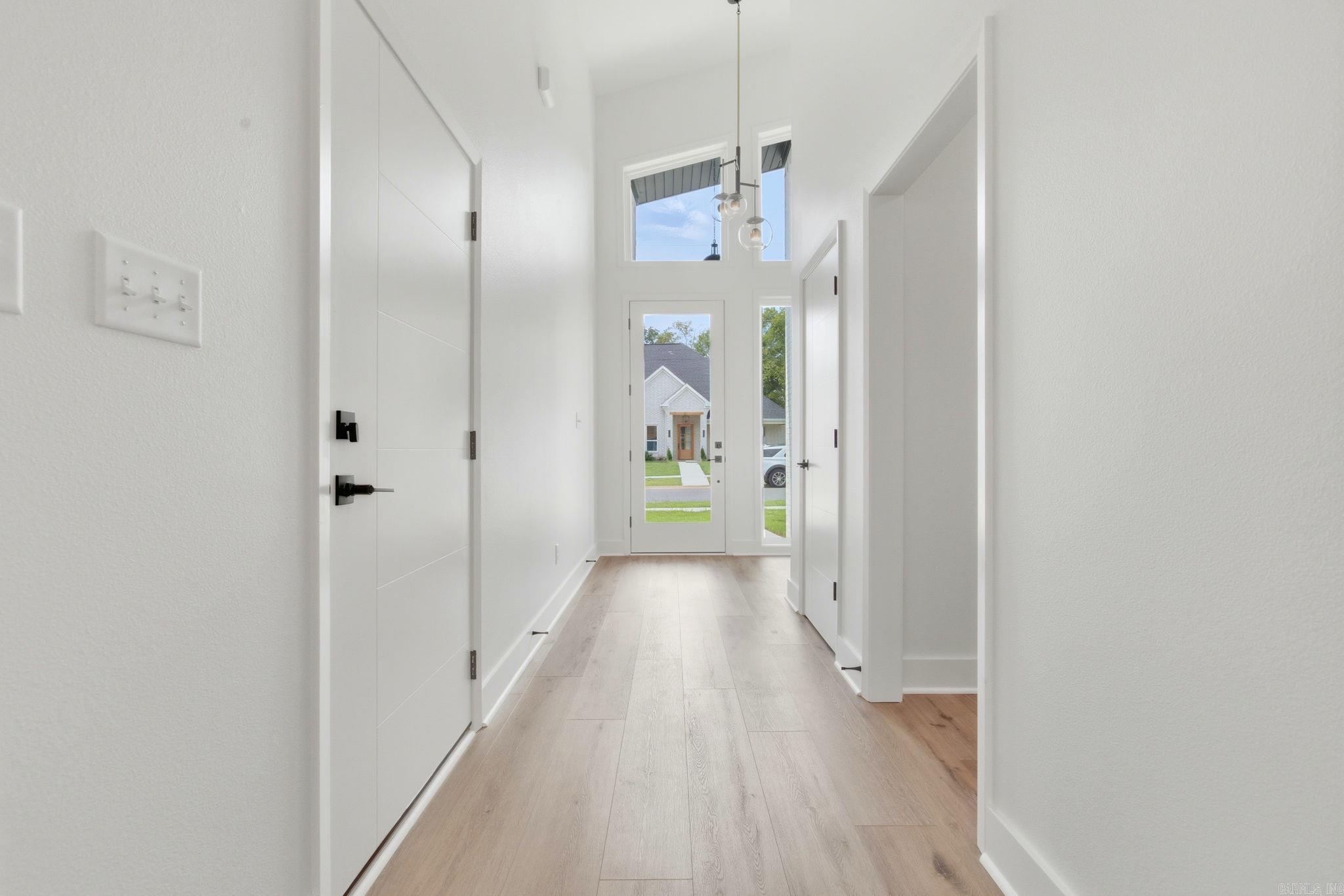 7000 Cold Creek Alexander, AR 72002