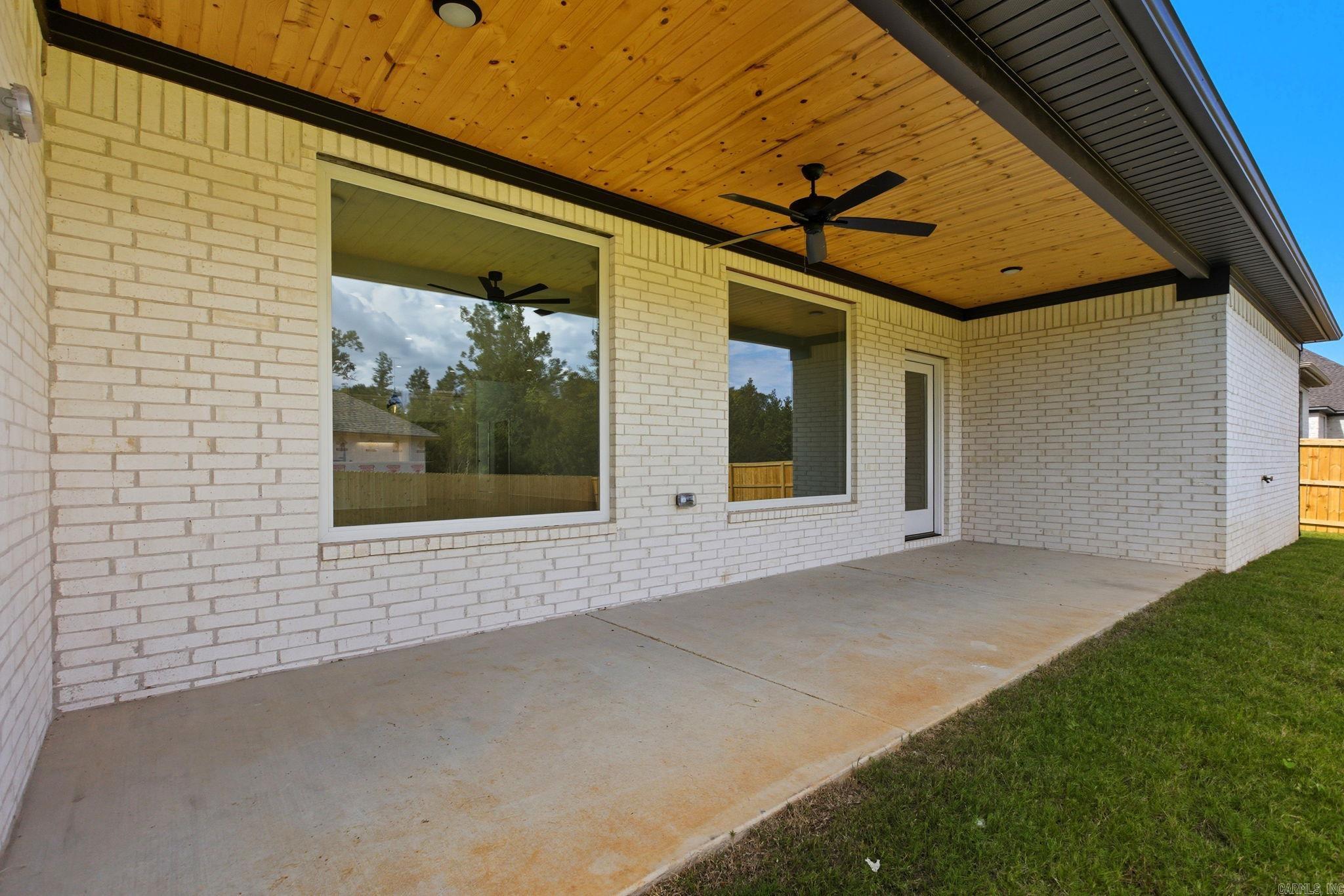 7000 Cold Creek Alexander, AR 72002