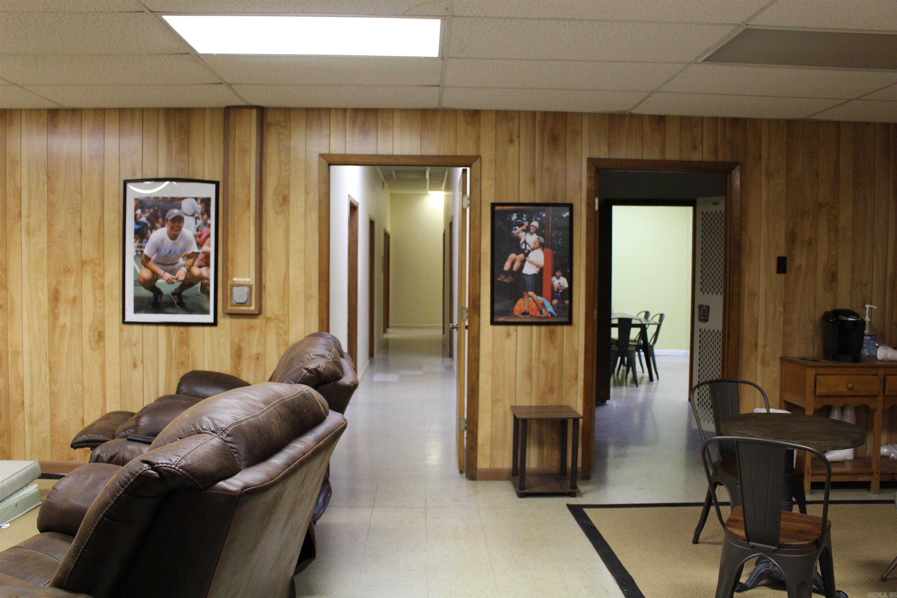 112 W Highway 270  Mount Ida, AR