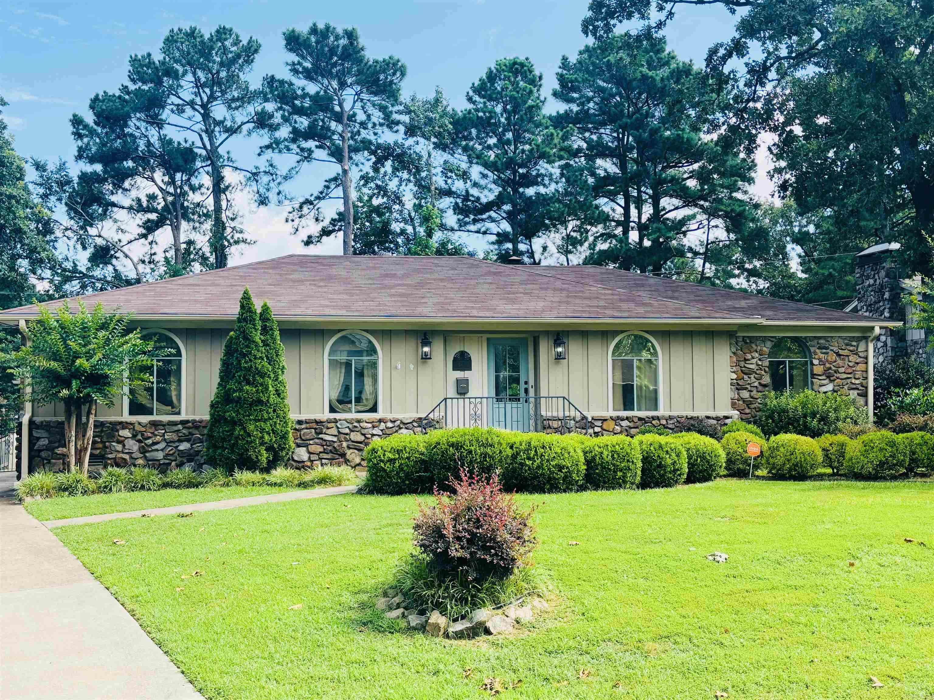2418 Grist Mill Road