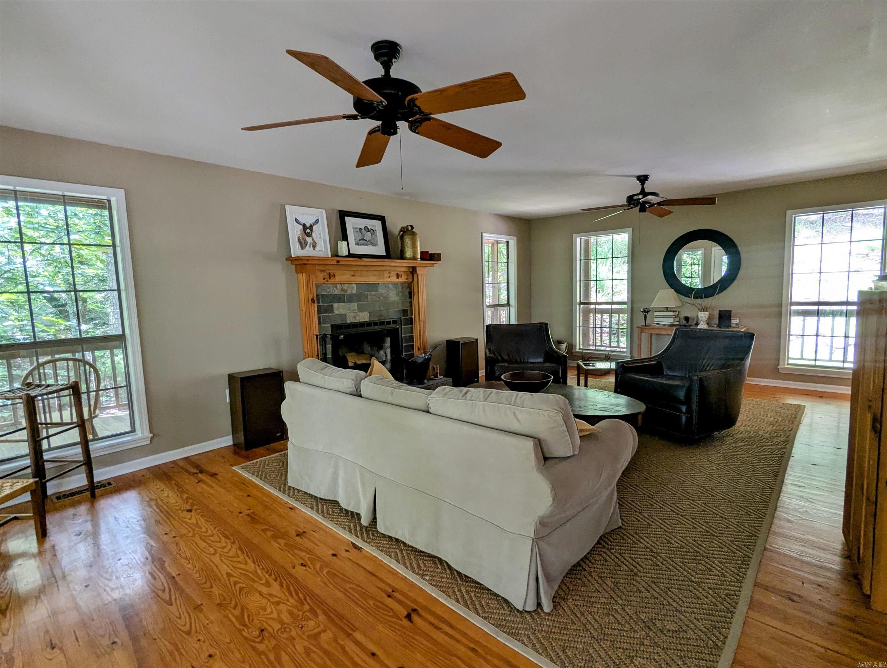 160 Lake Point Drive Quitman, AR 72131