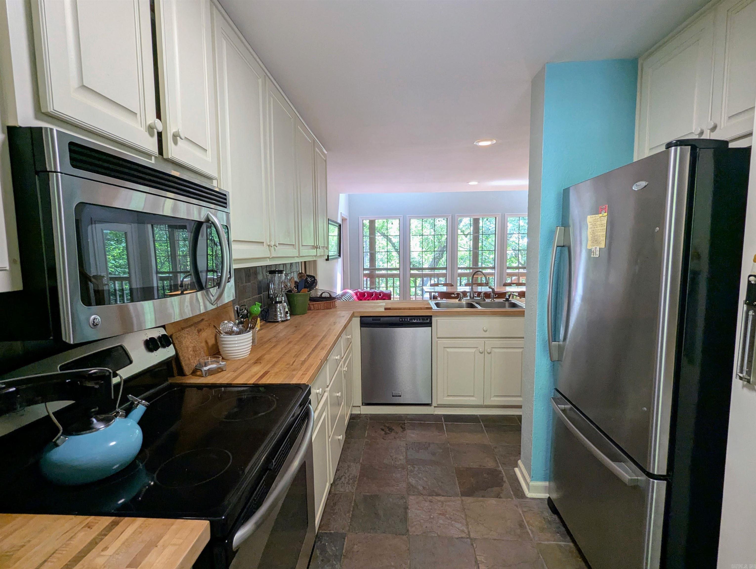 160 Lake Point Drive Quitman, AR 72131