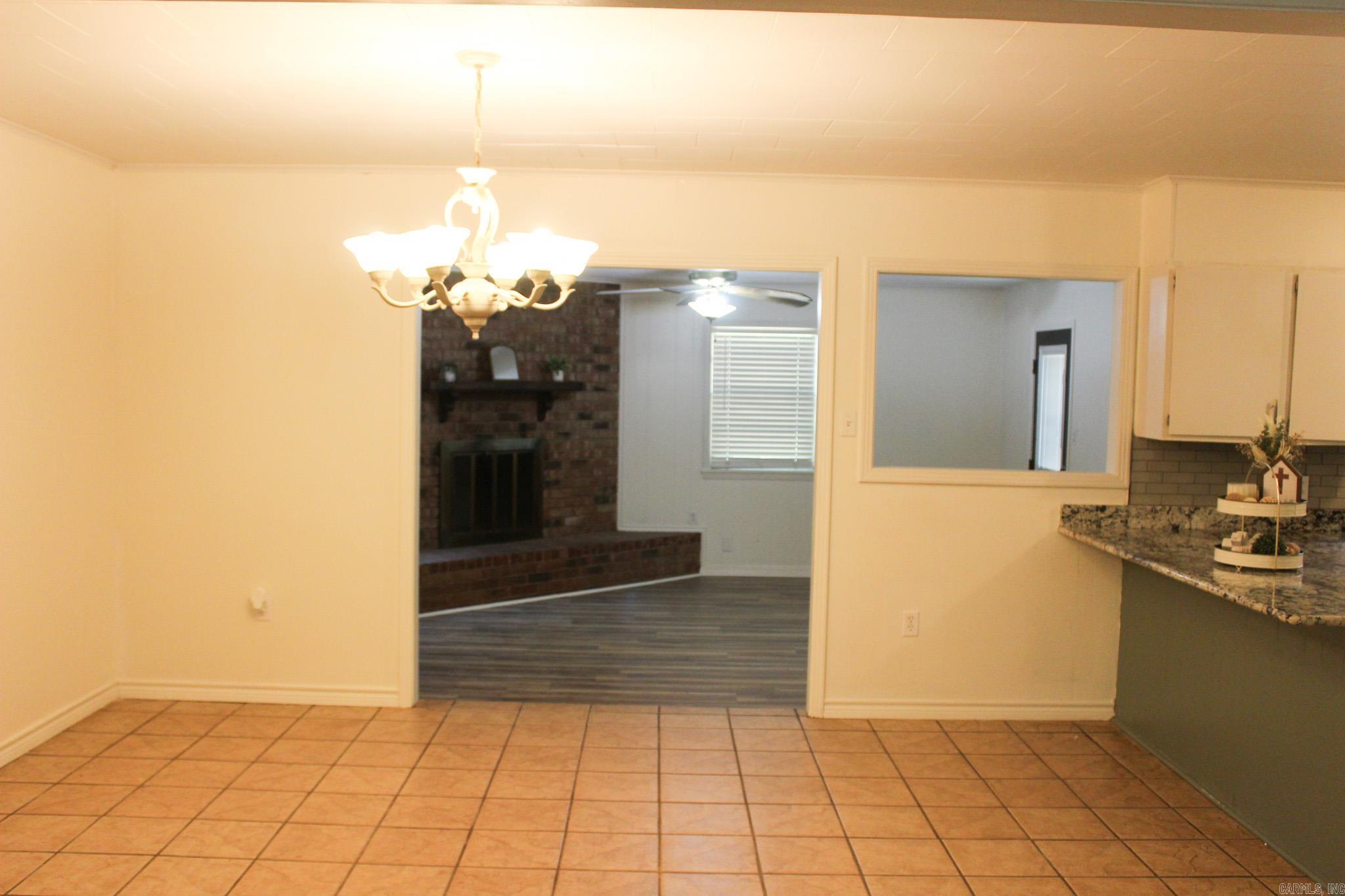 102 S Ella Searcy, AR 72143