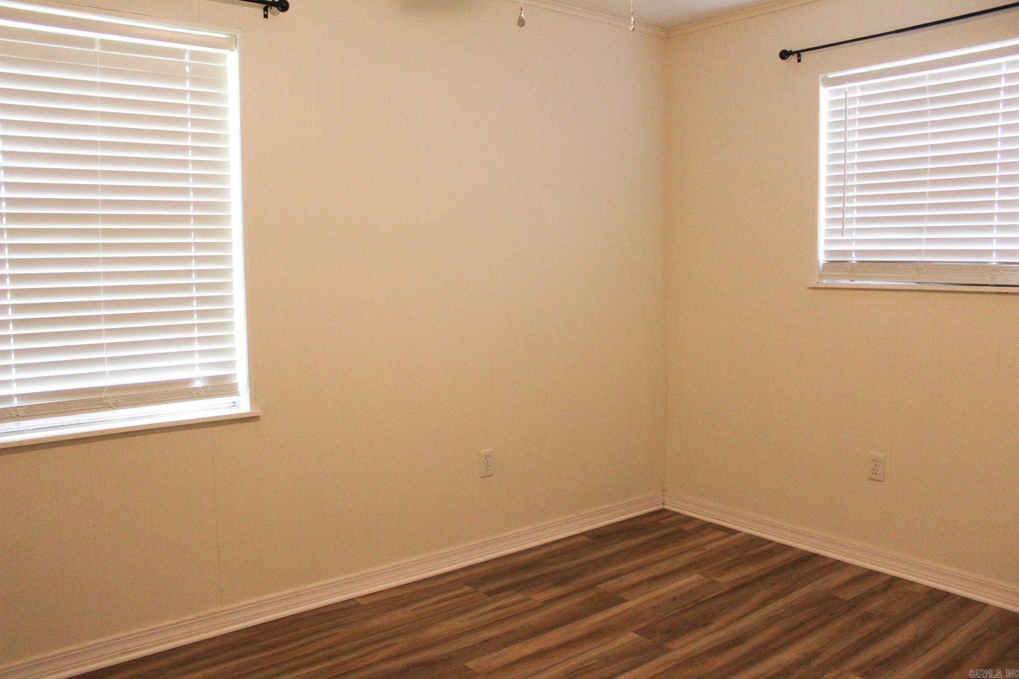 102 S Ella Searcy, AR 72143