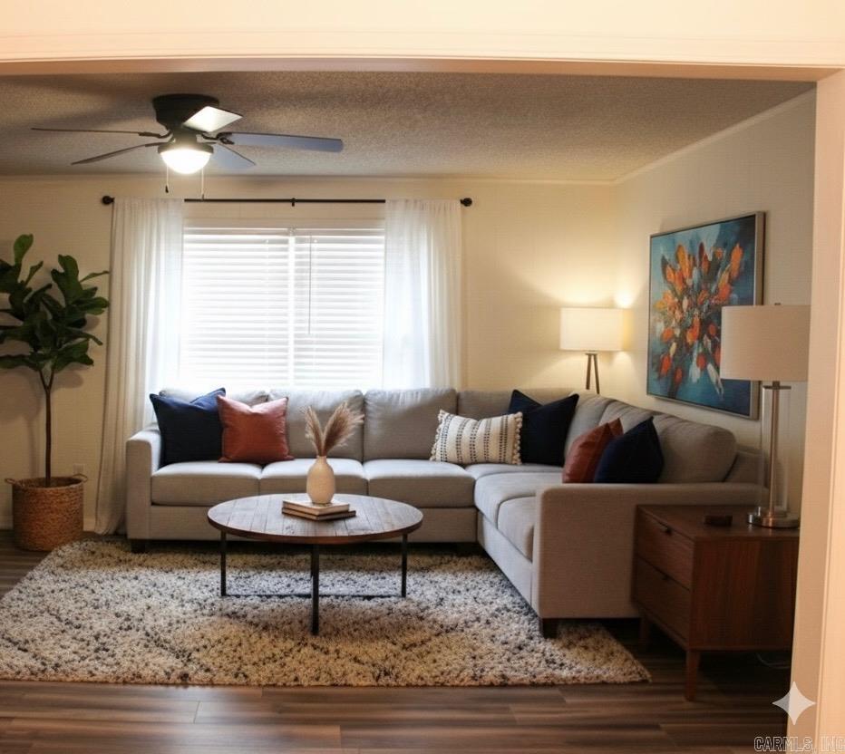 102 S Ella Searcy, AR 72143