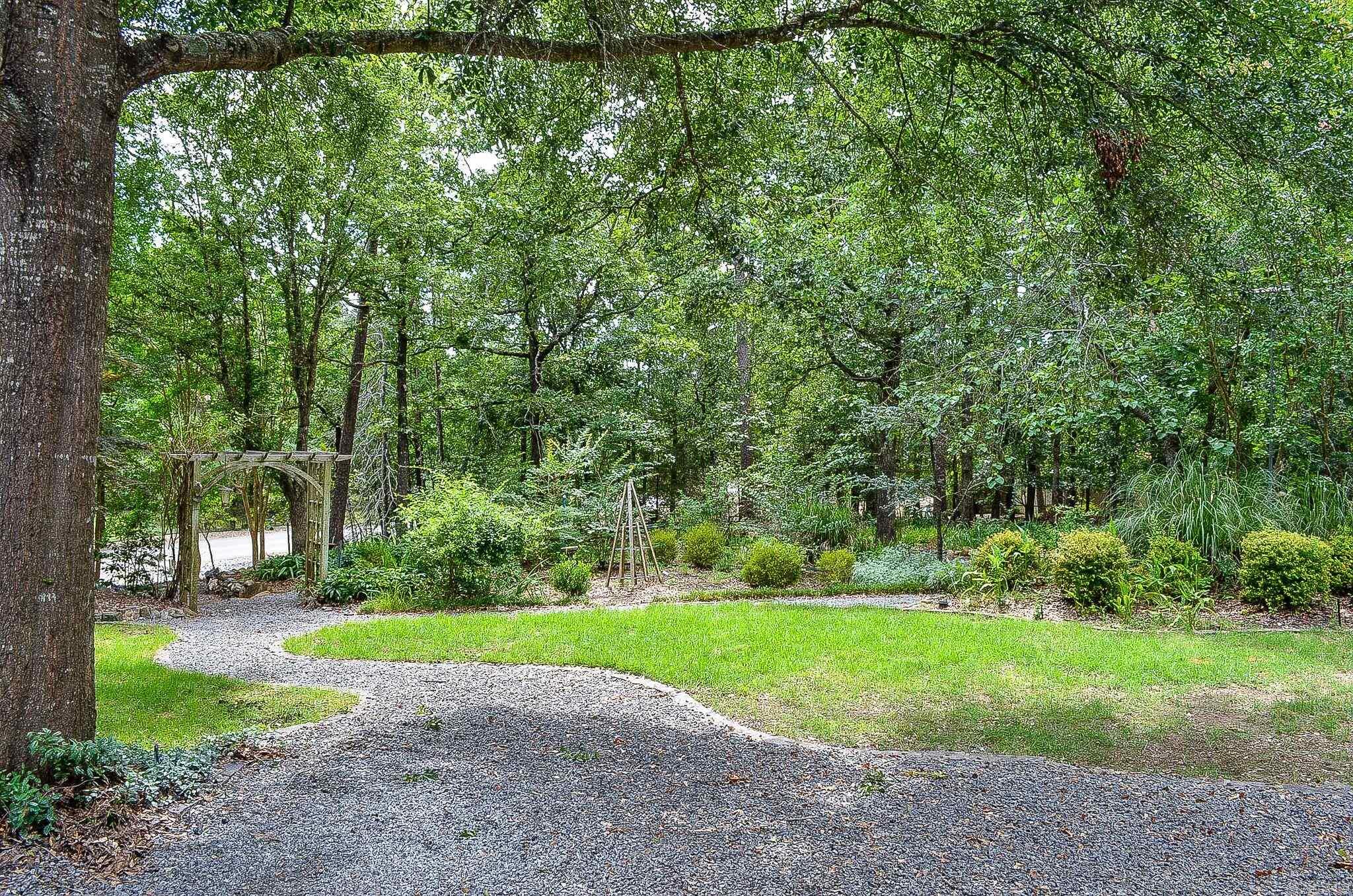 3 Excelso Lane Hot Springs Village, AR 71909