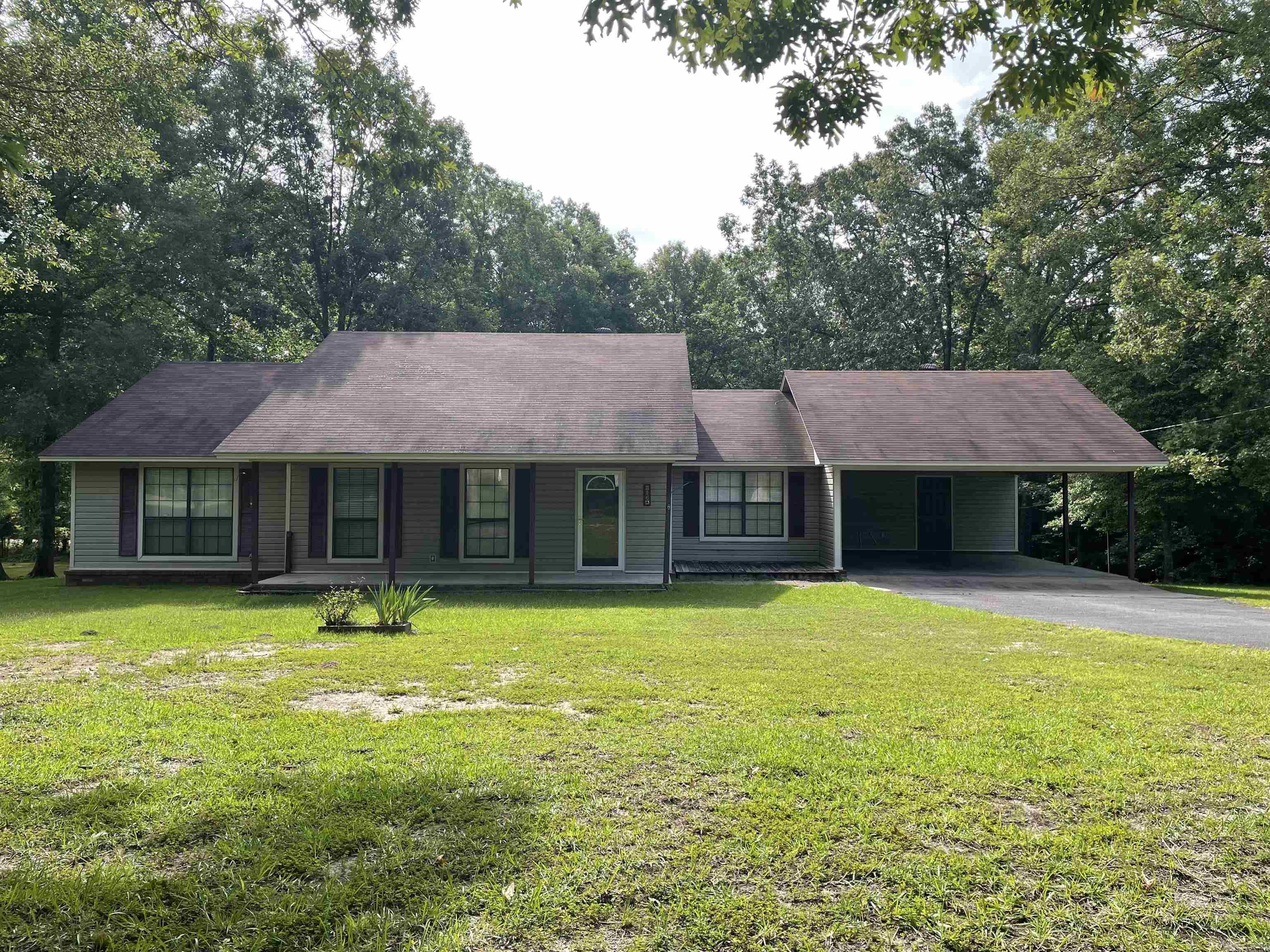 214 Chick Ln — exterior