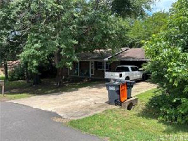 2902 N Erie Ave  Russellville, AR