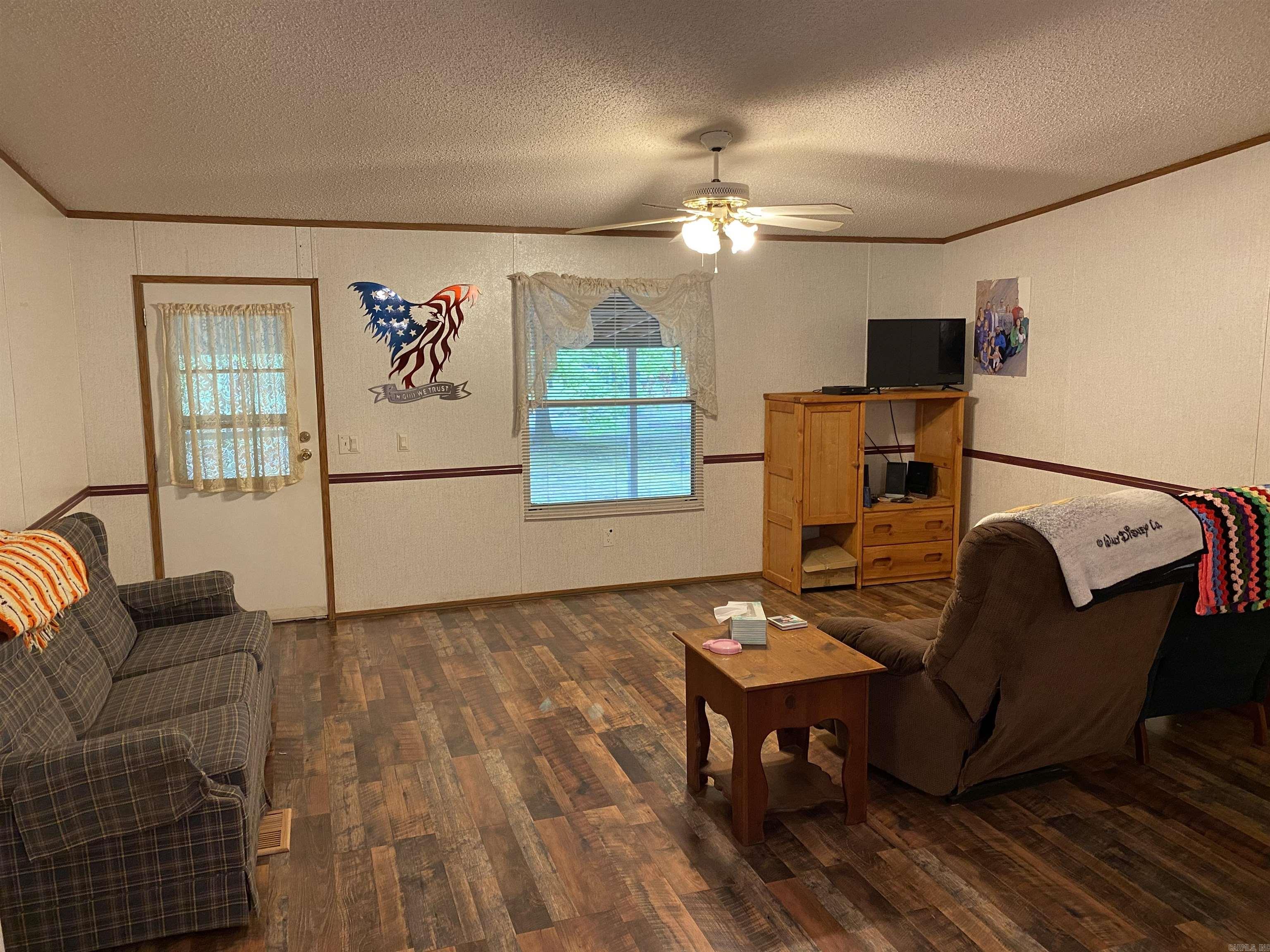 84 Prince  Greers Ferry, AR