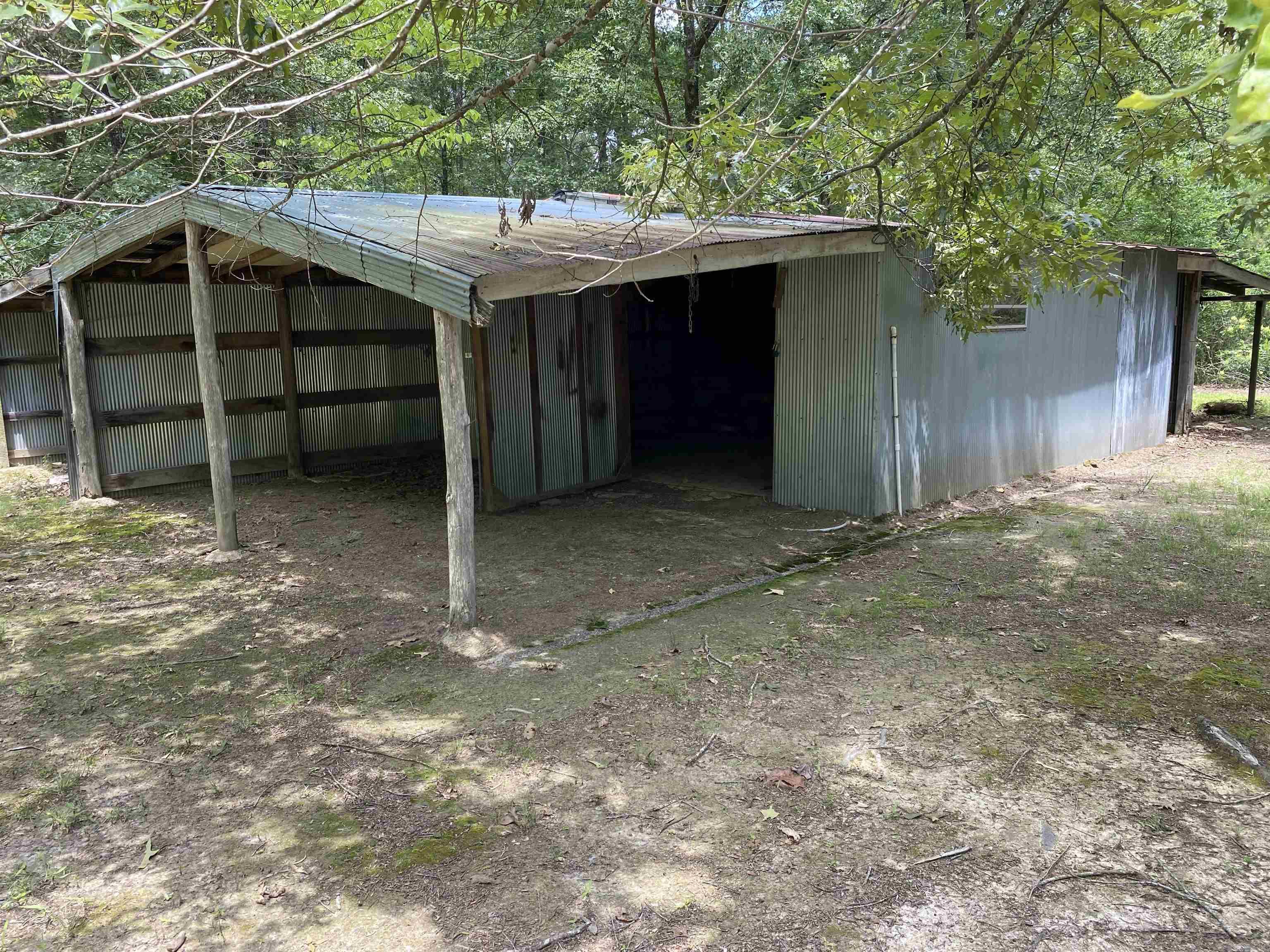 84 Prince  Greers Ferry, AR