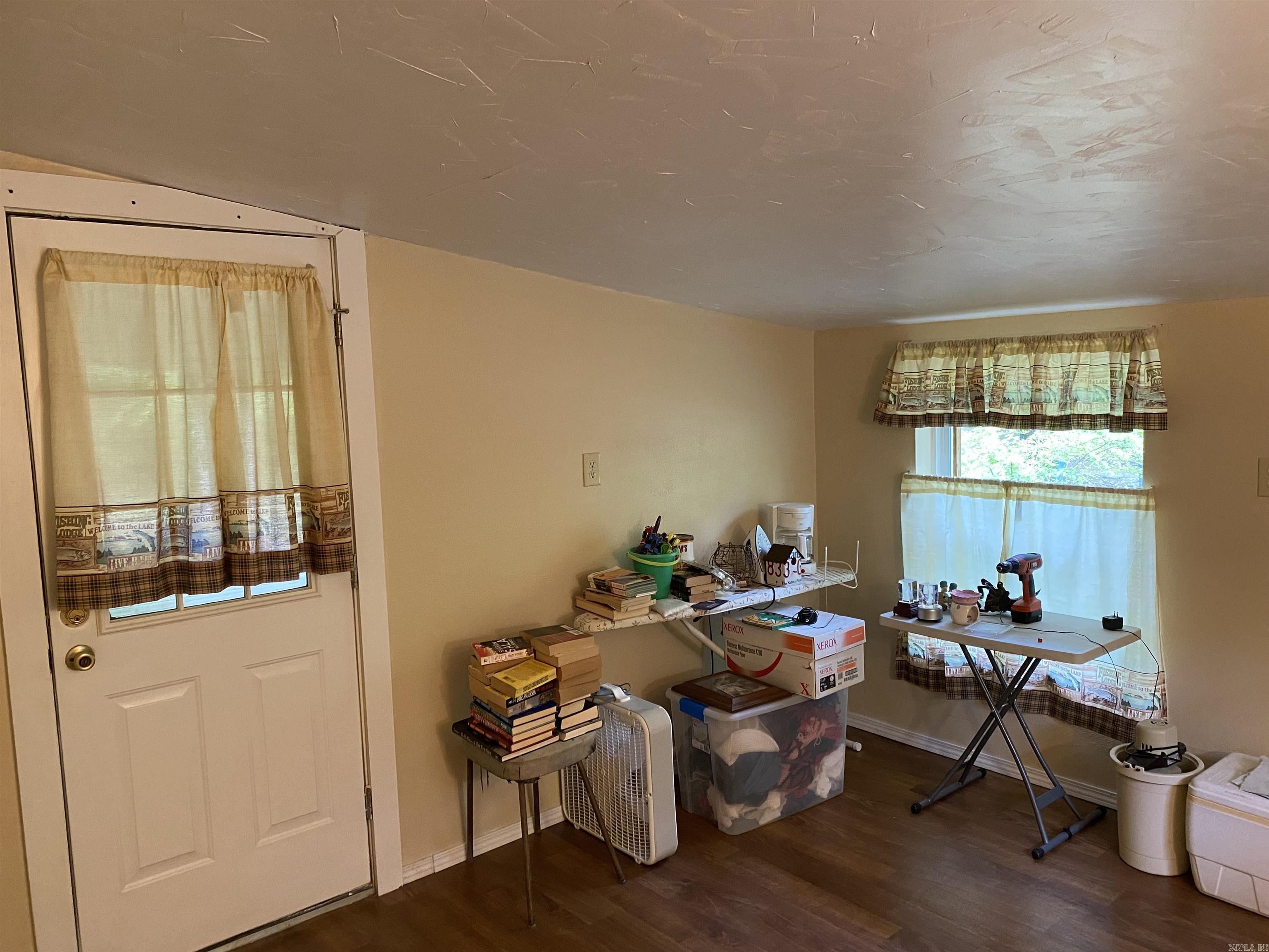 84 Prince  Greers Ferry, AR