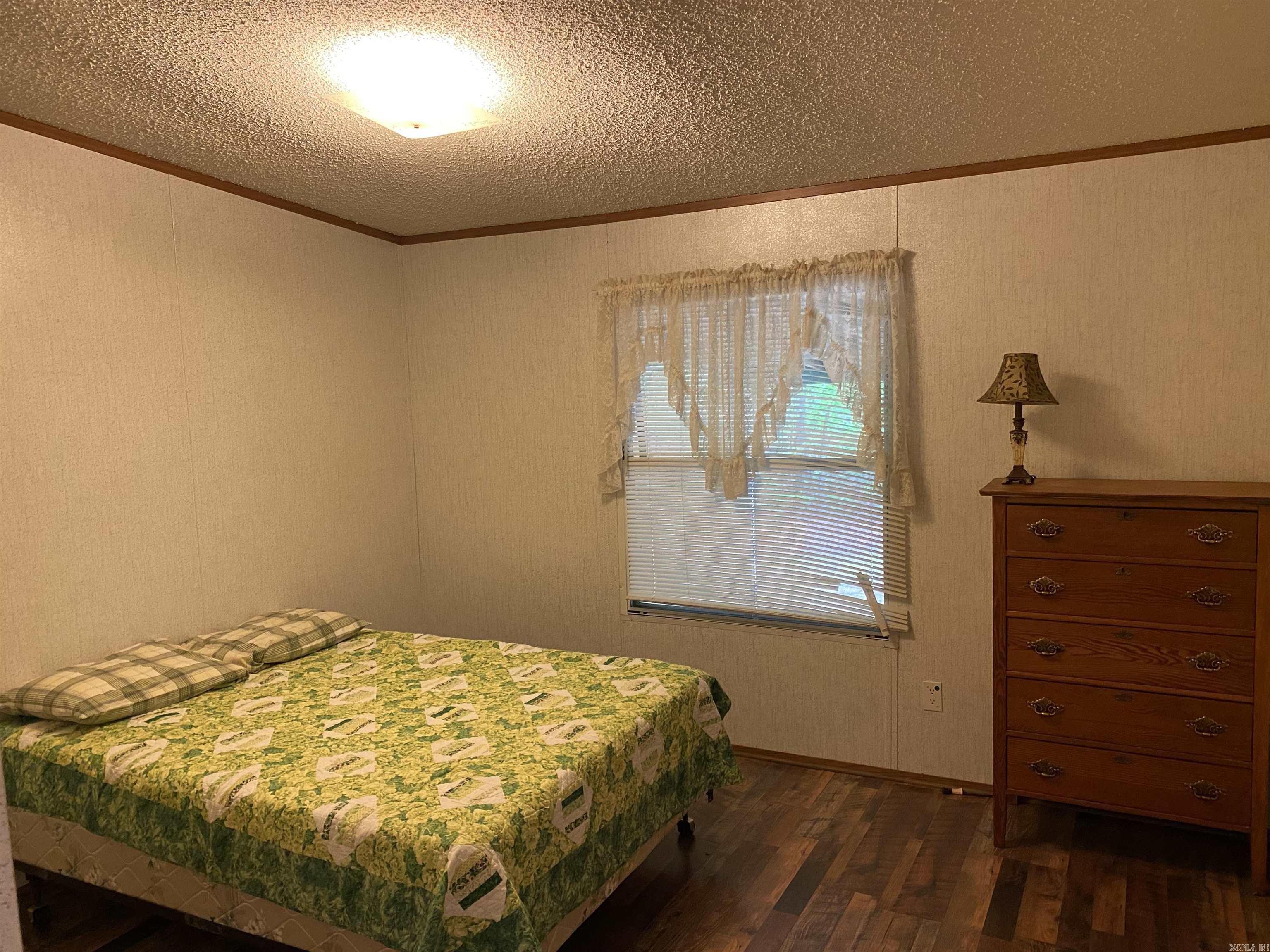 84 Prince  Greers Ferry, AR