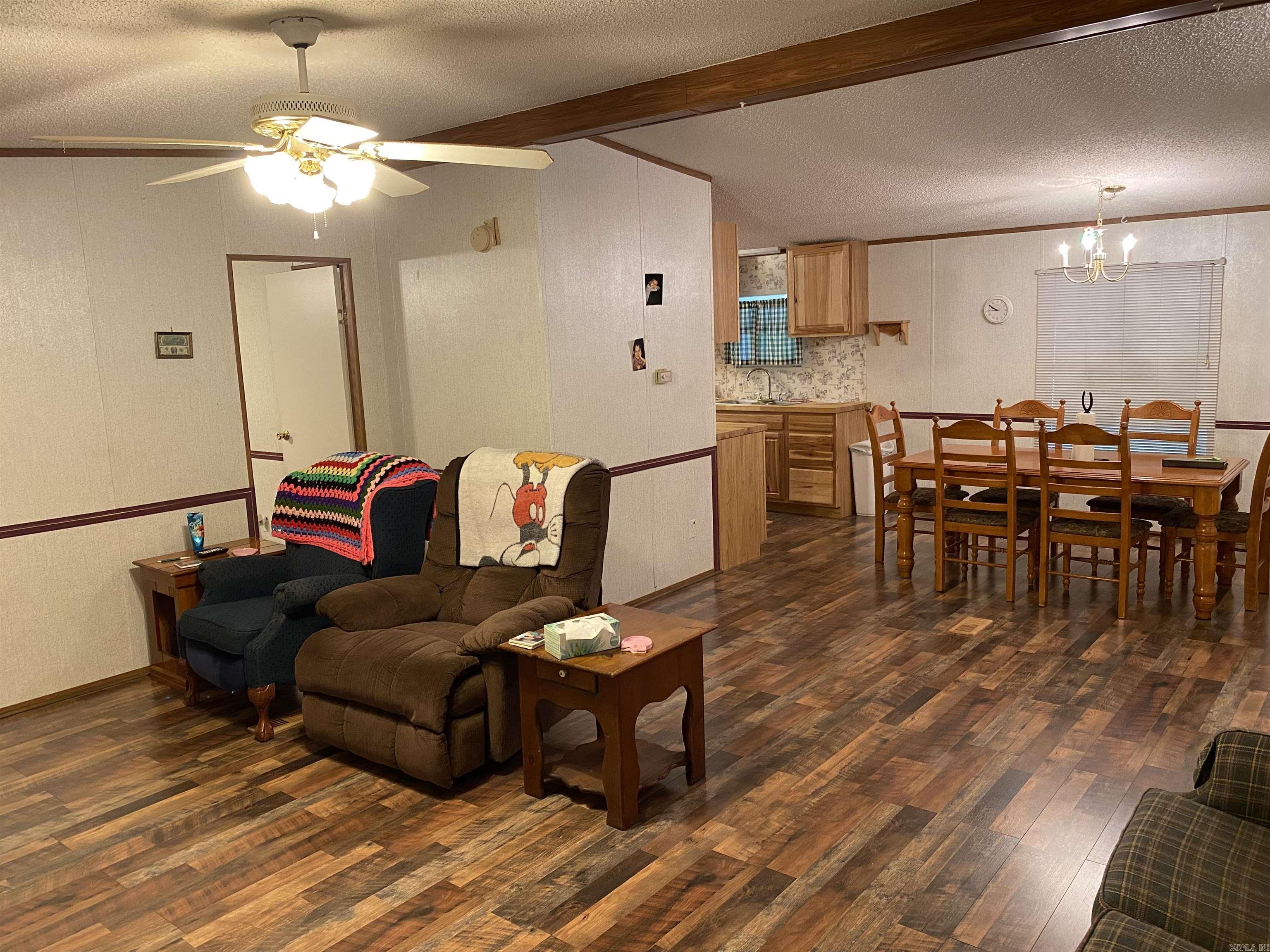 84 Prince  Greers Ferry, AR