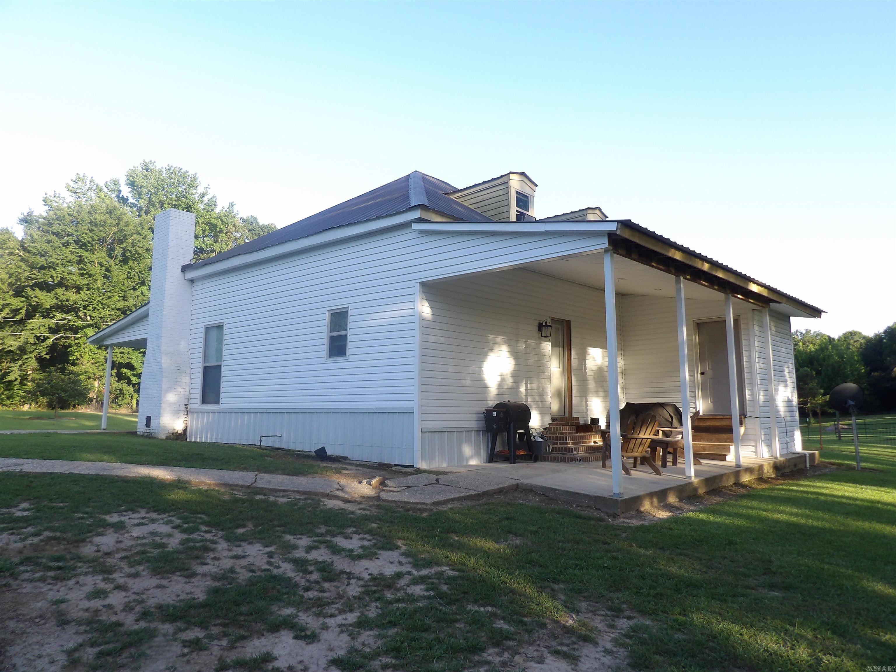1181 S 16th Section Road Monticello, AR 71655-0000