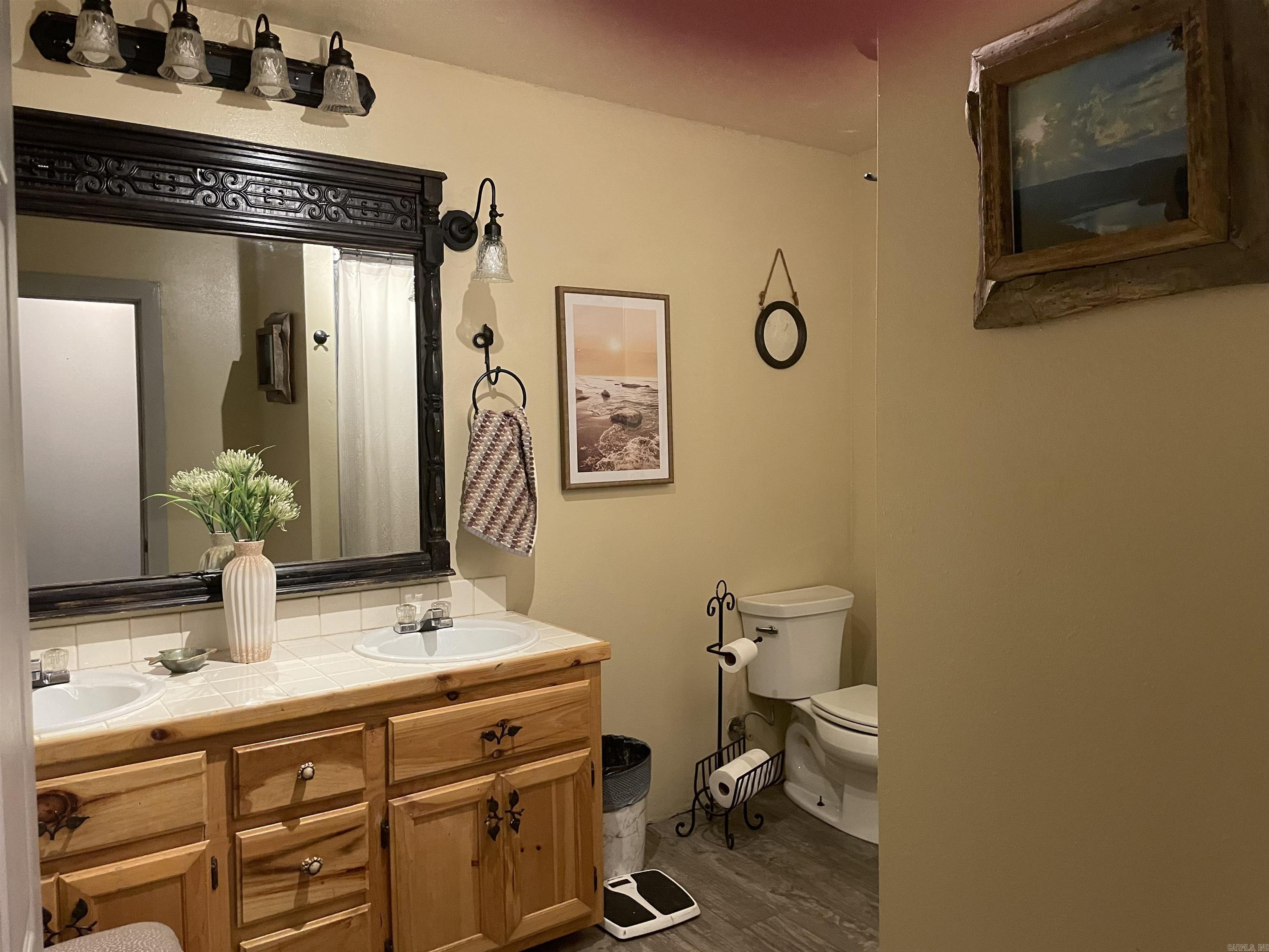 279 Shiloh  Greers Ferry, AR