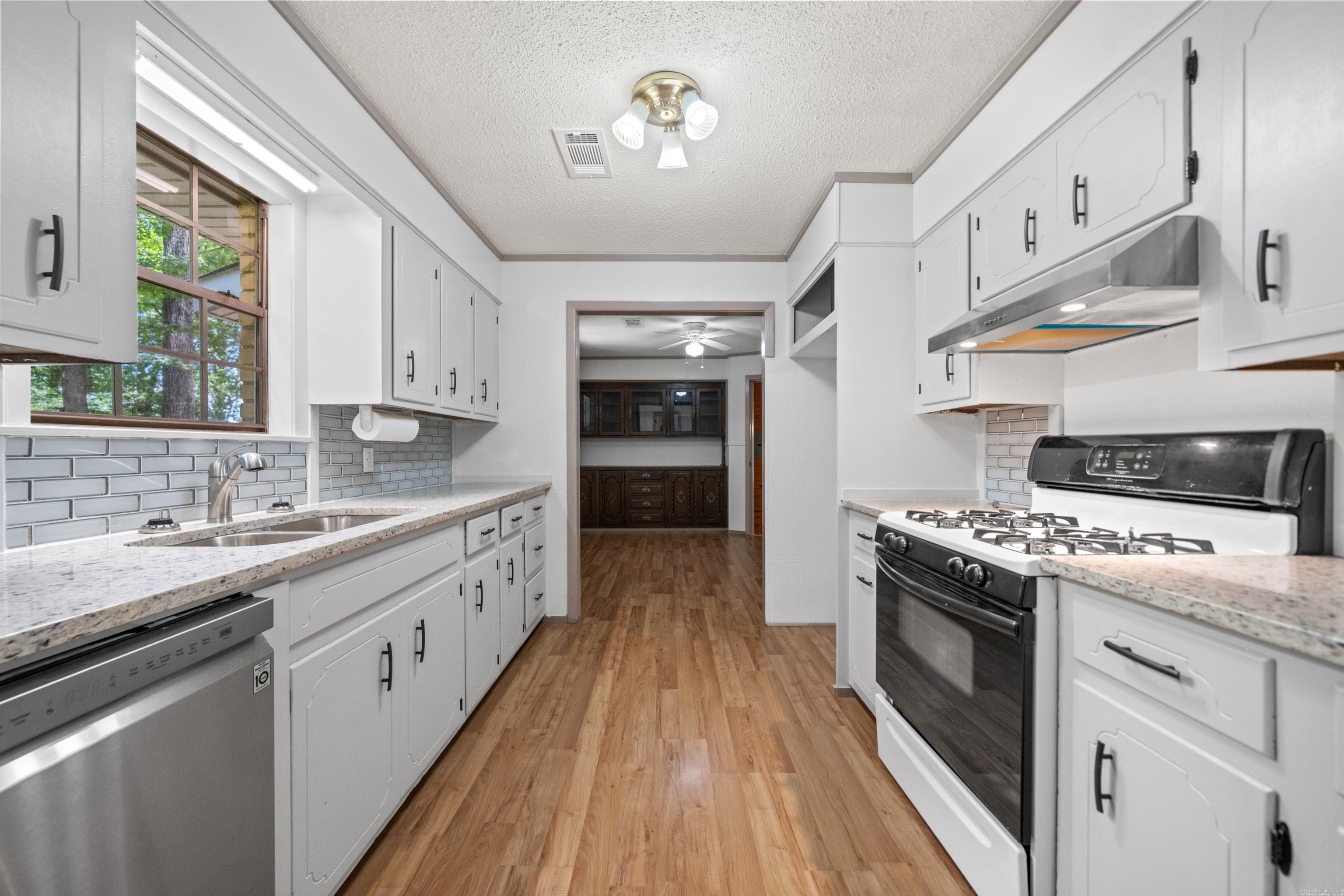 250 Mission Drive Malvern, AR 72104-0000